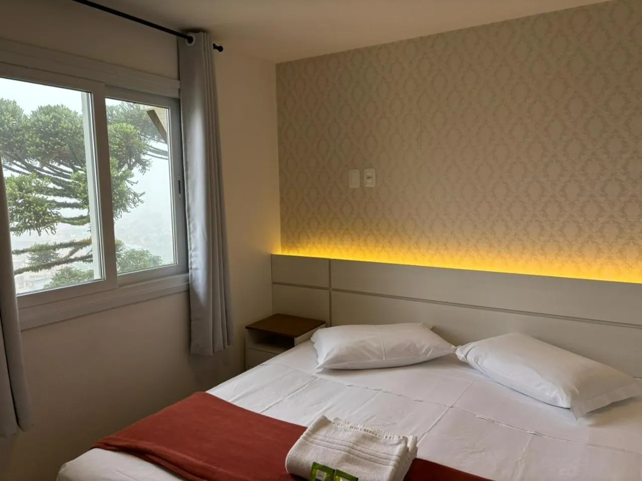 View (from property/room), Bed in Hotel Golden Hills