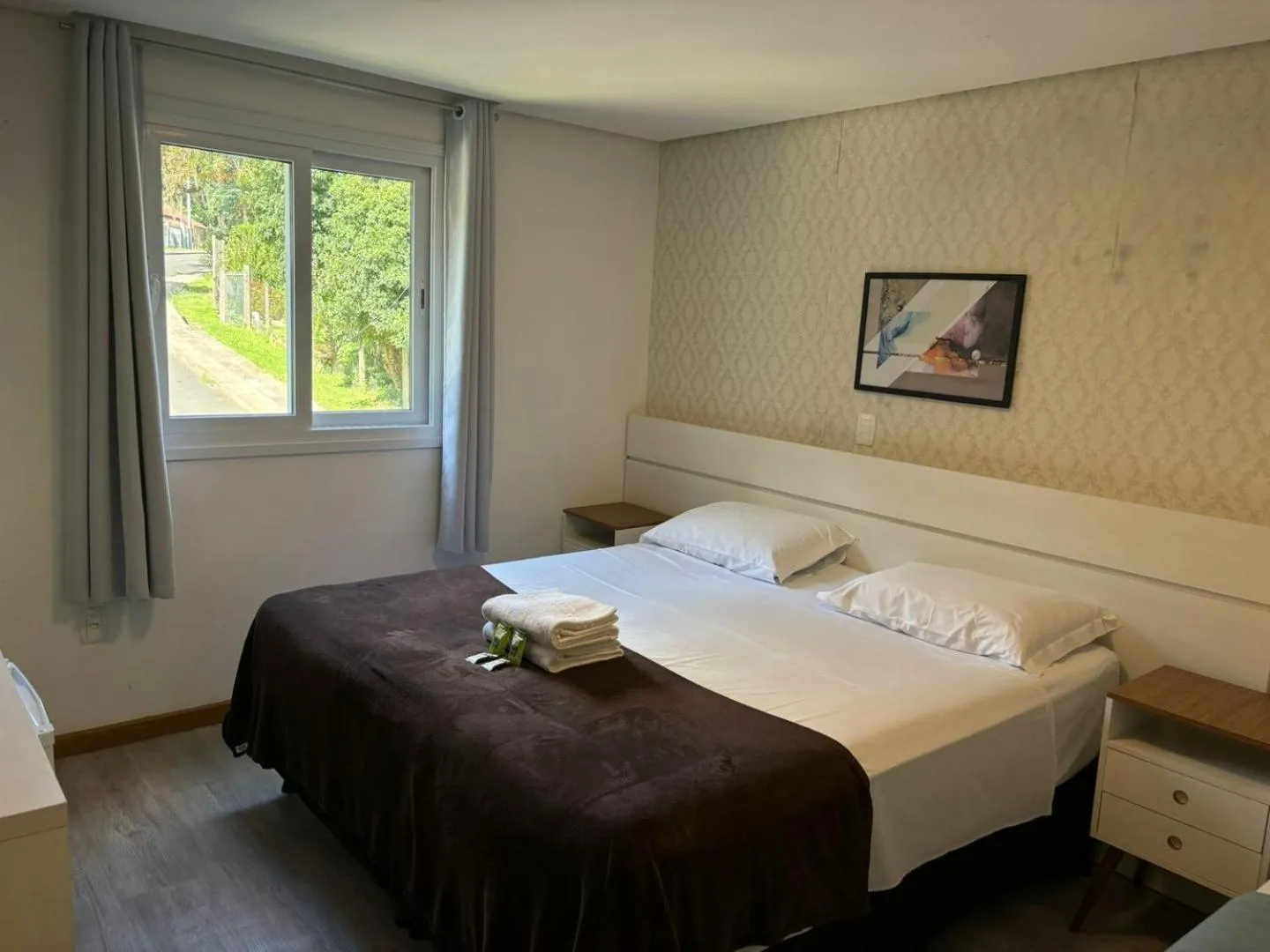 Bed in Hotel Golden Hills