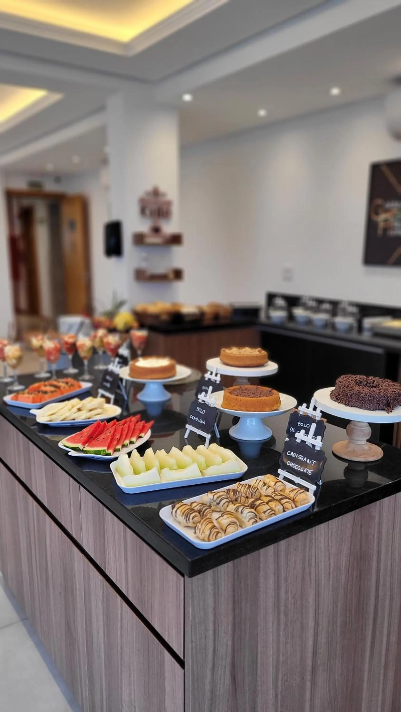 Breakfast in Hotel Golden Hills