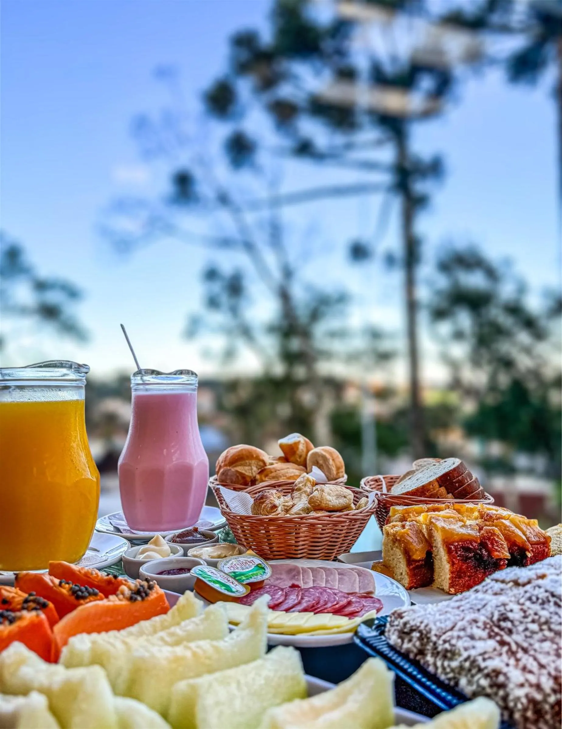 Breakfast in Hotel Golden Hills