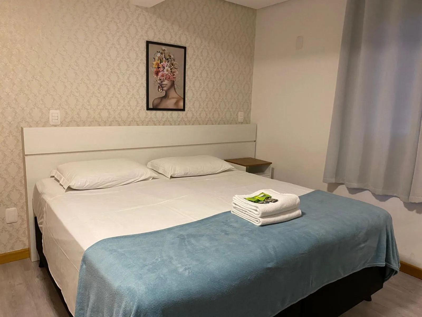 Bed in Hotel Golden Hills