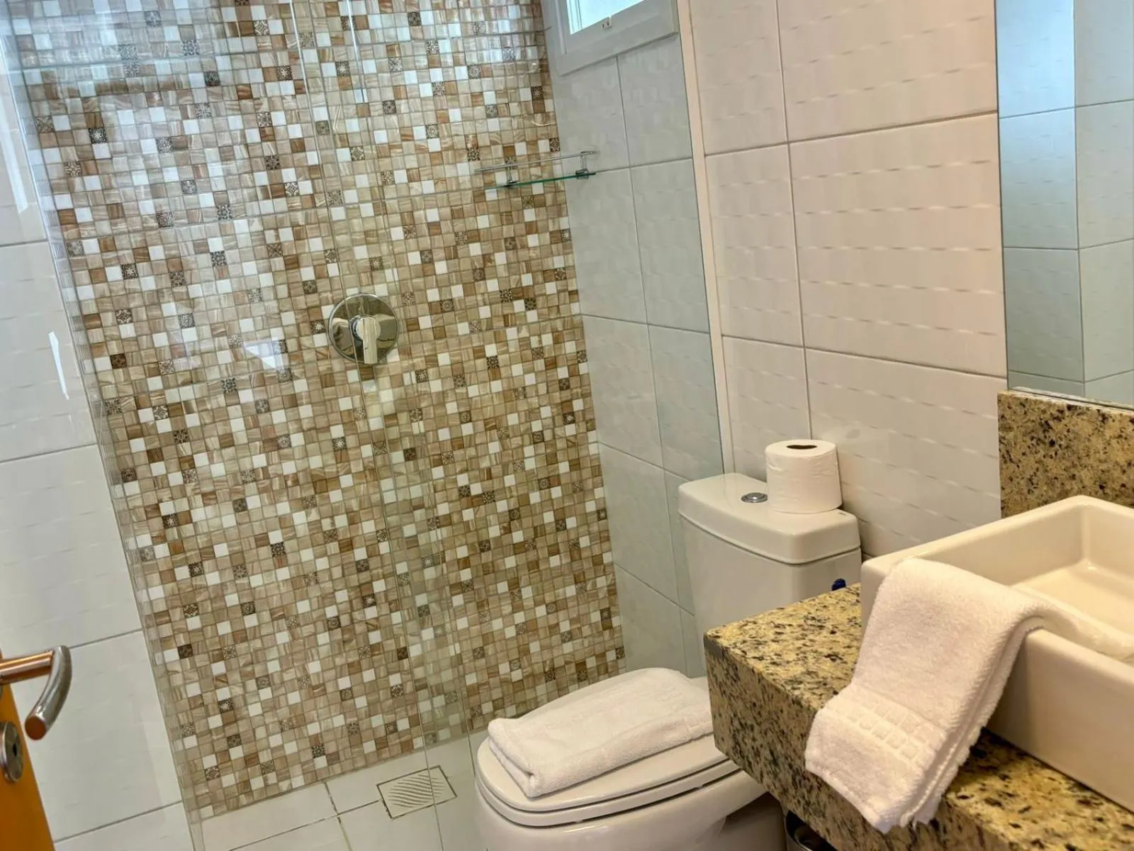 Bathroom in Hotel Golden Hills