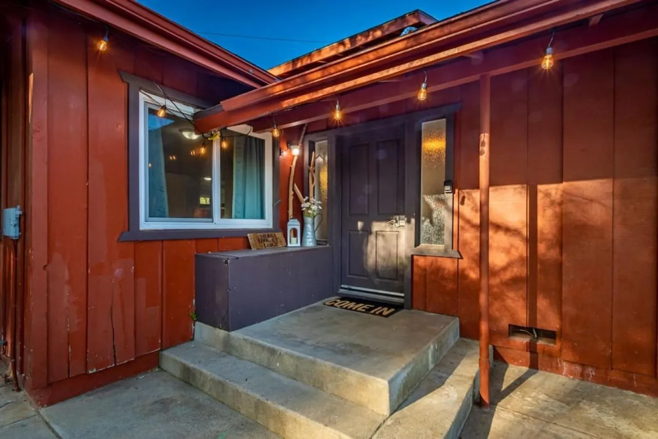 Sierra Vista Lookout Lodge with Creek, Waterfall and Waterholes, minutes from Bass Lake and Yosemite South Gate