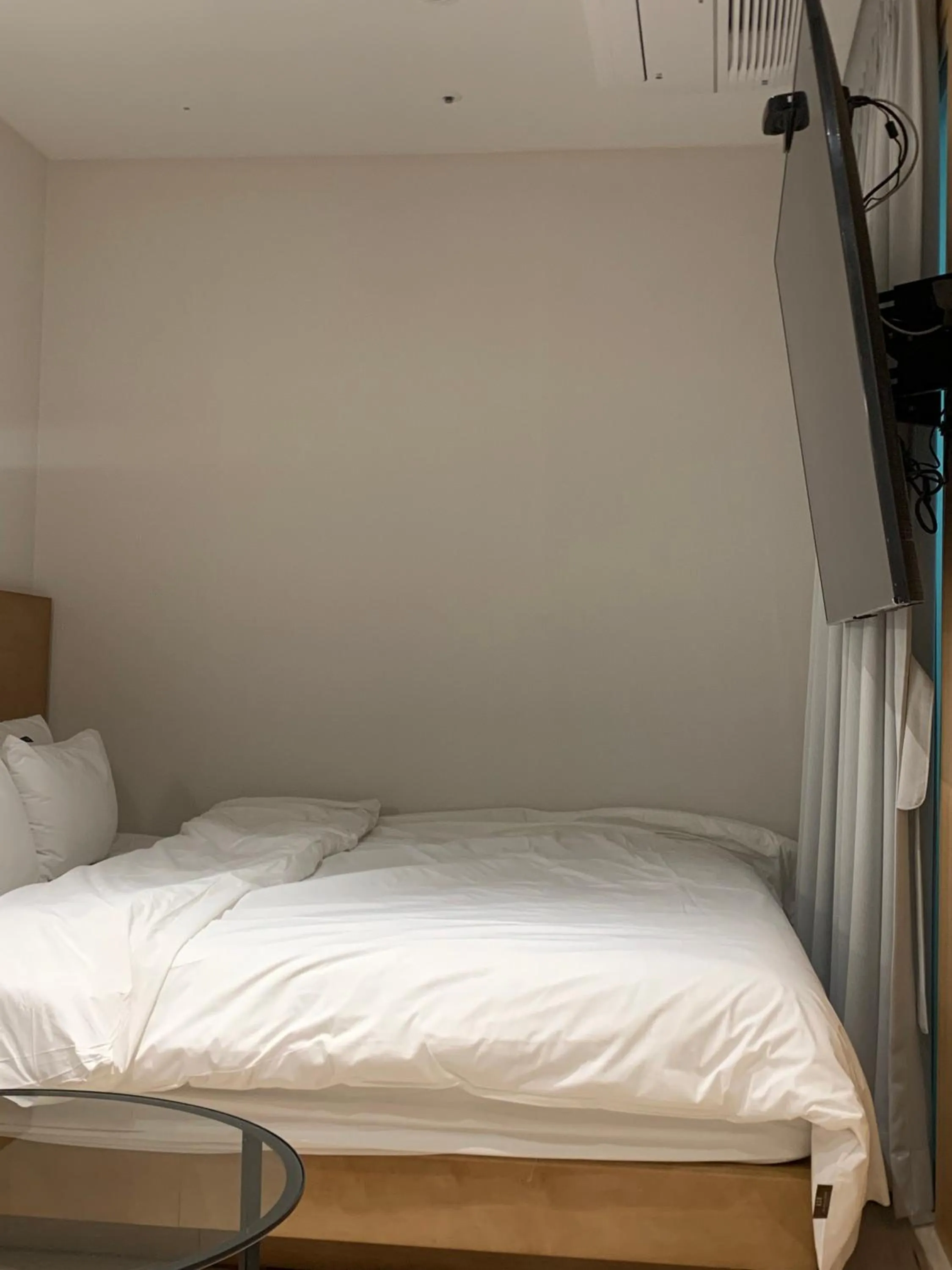 Photo of the whole room, Bed in H avenue Kijang Ilgwang