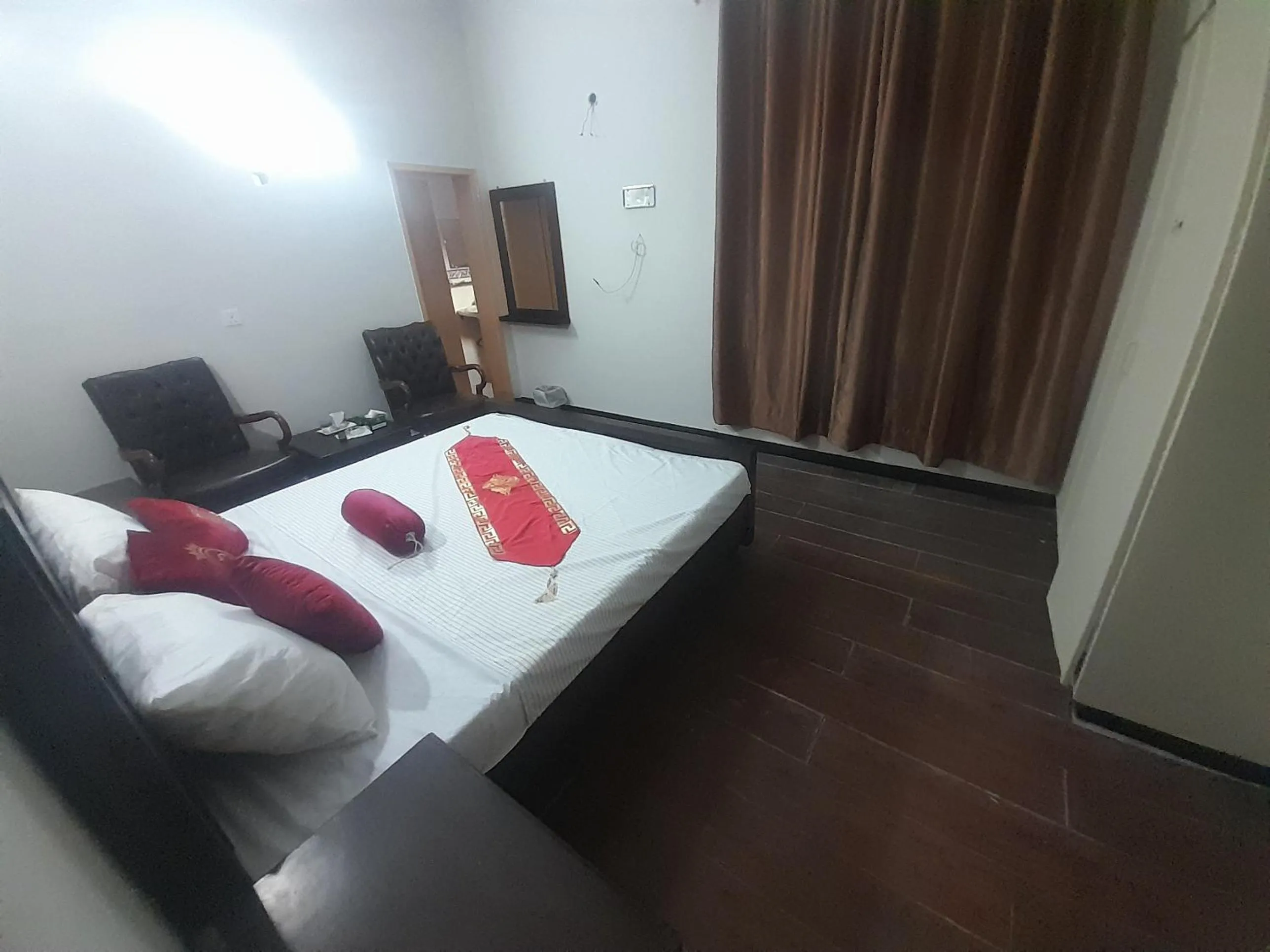 Bed in Hotel Royal Rose