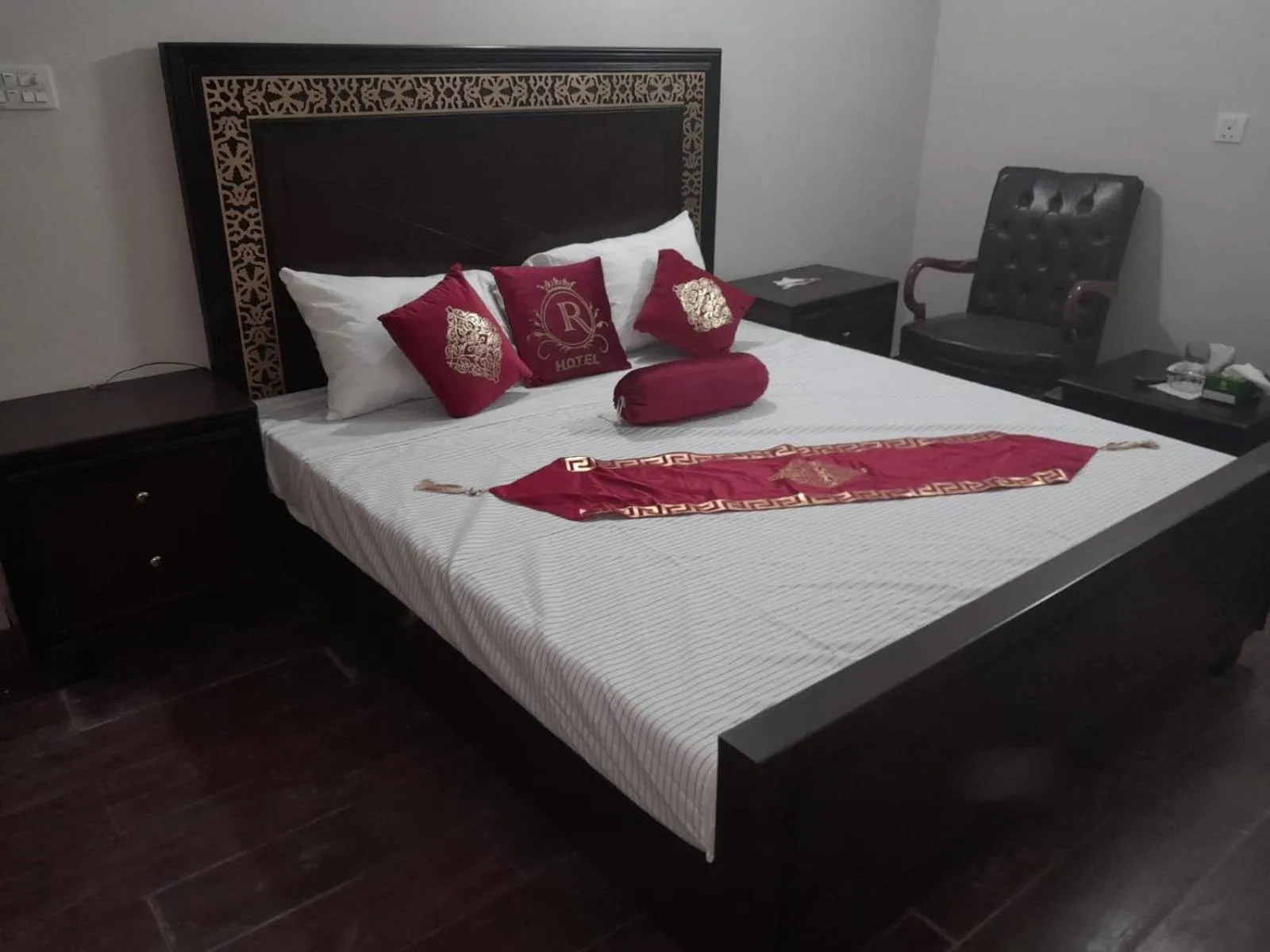 Bed in Hotel Royal Rose