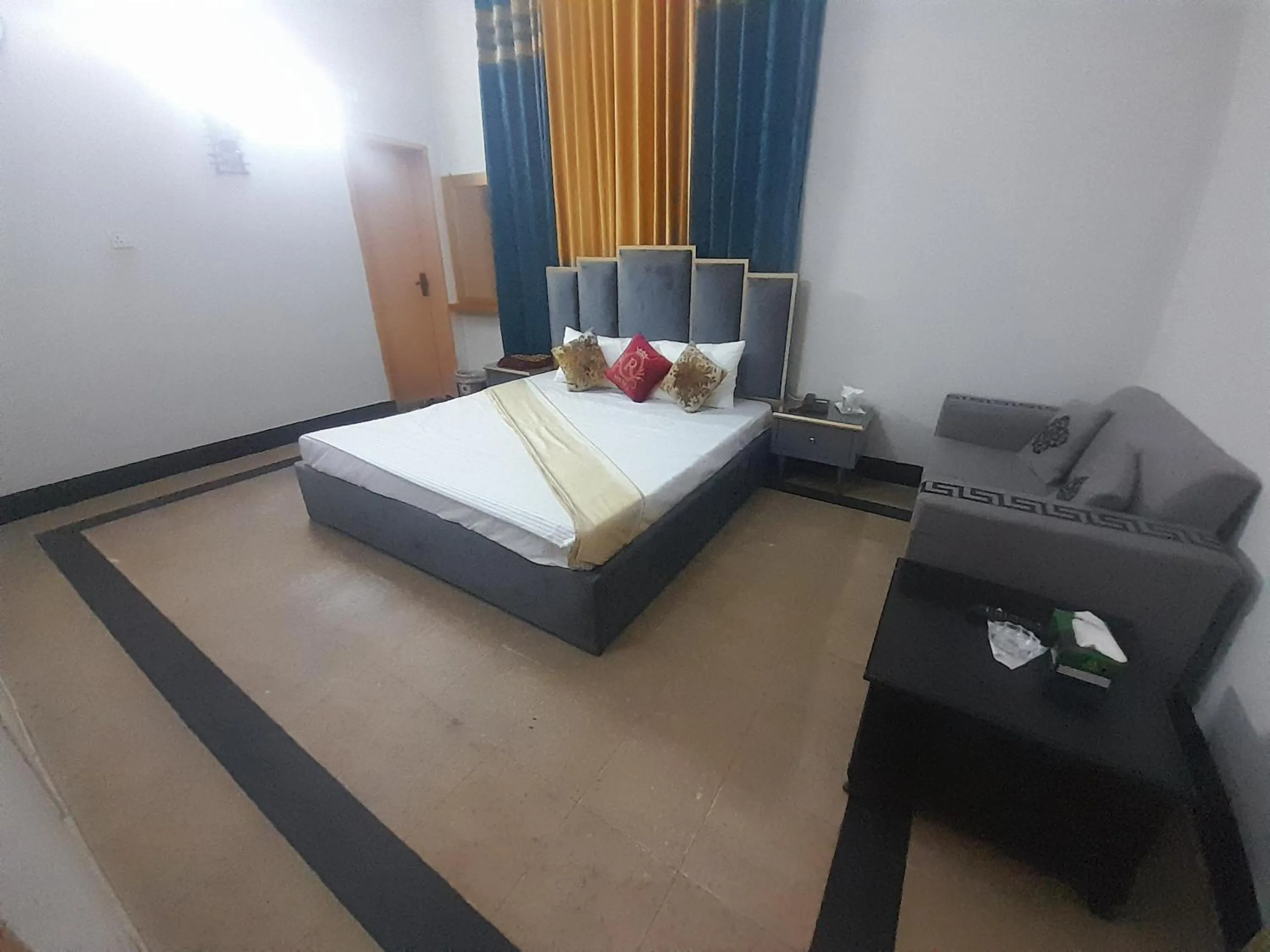 Bed in Hotel Royal Rose