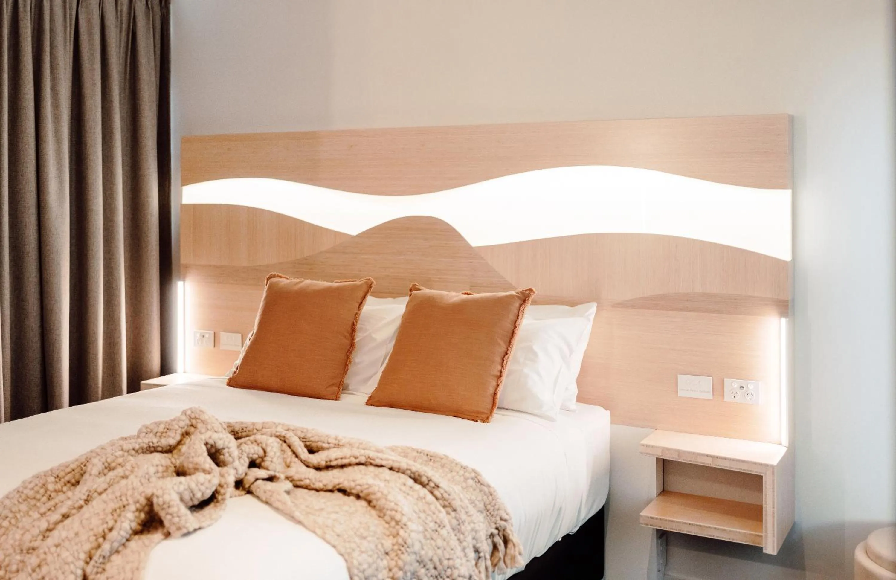 Bed in CitySide Hotel Tauranga