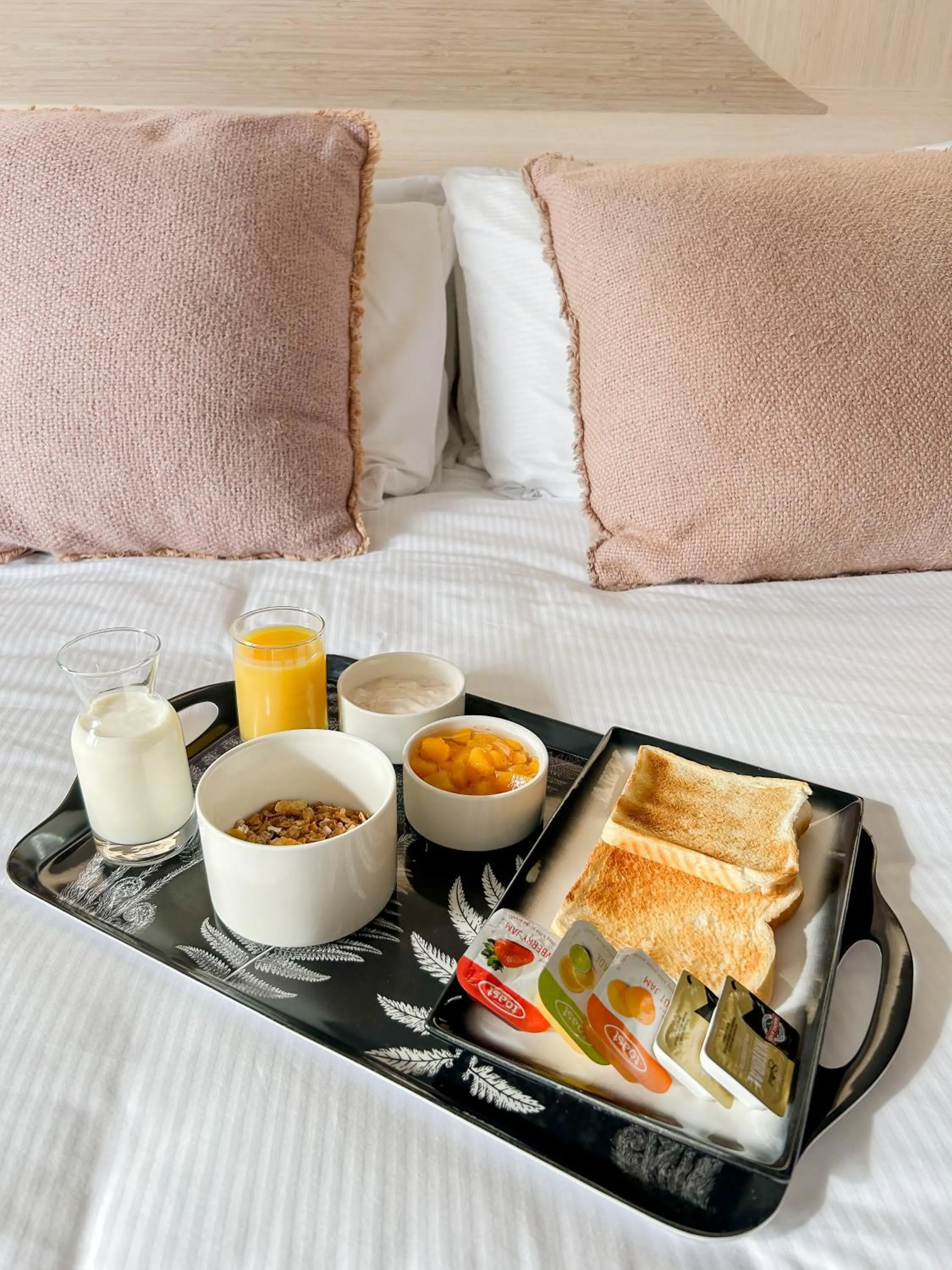 Continental breakfast in CitySide Hotel Tauranga