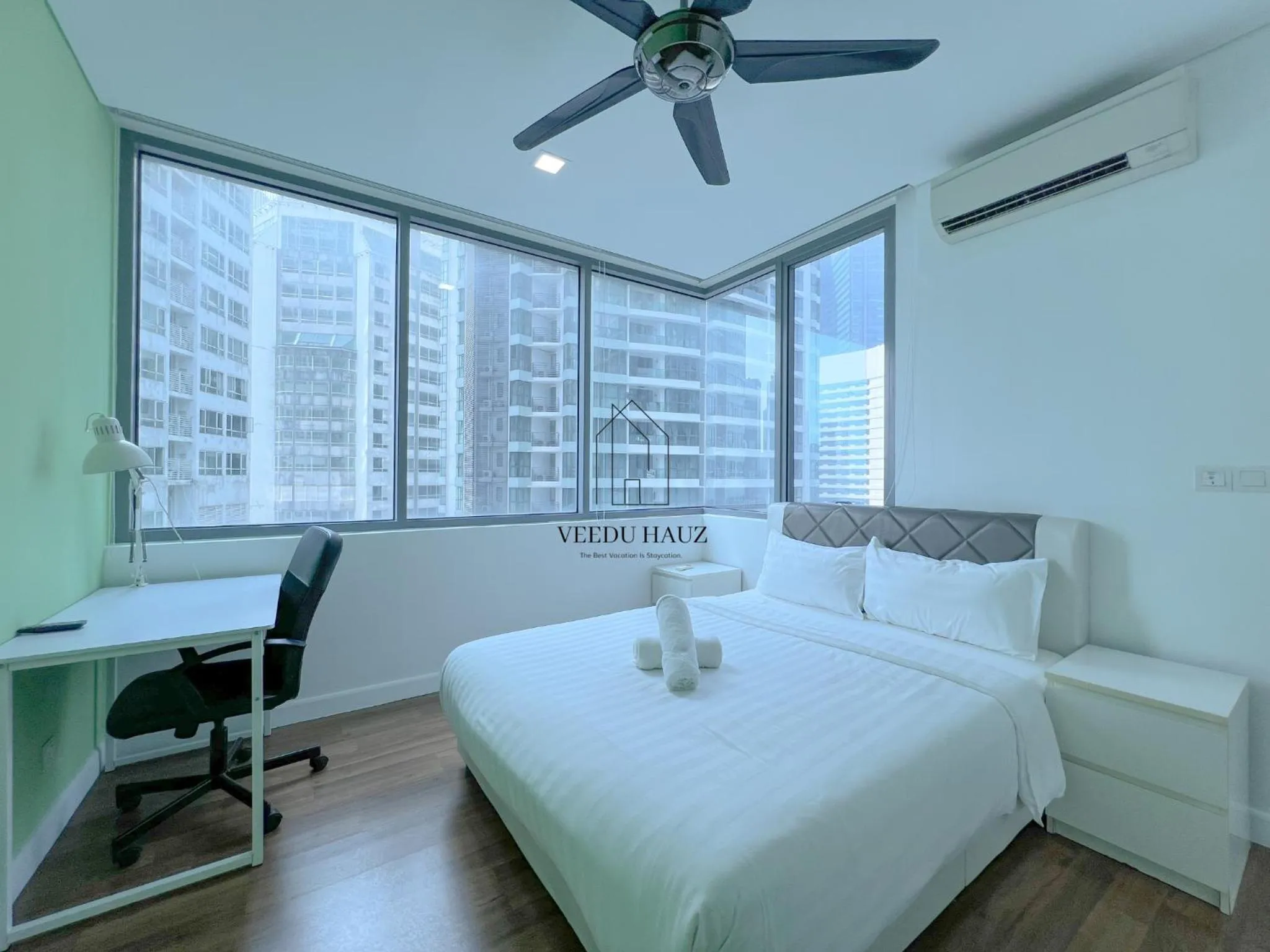 Bed in Mercu Summer Suites KLCC by Veedu Hauz