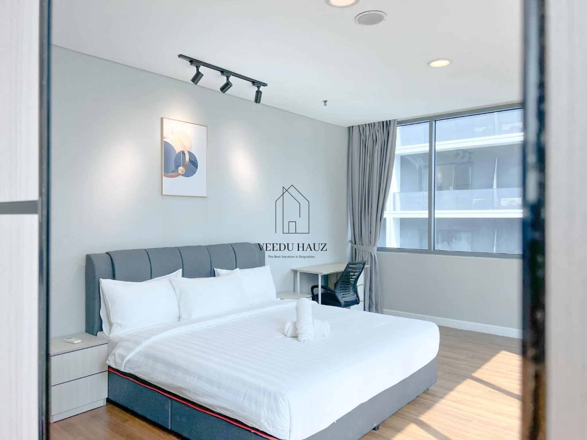 Bedroom, Bed in Mercu Summer Suites KLCC by Veedu Hauz