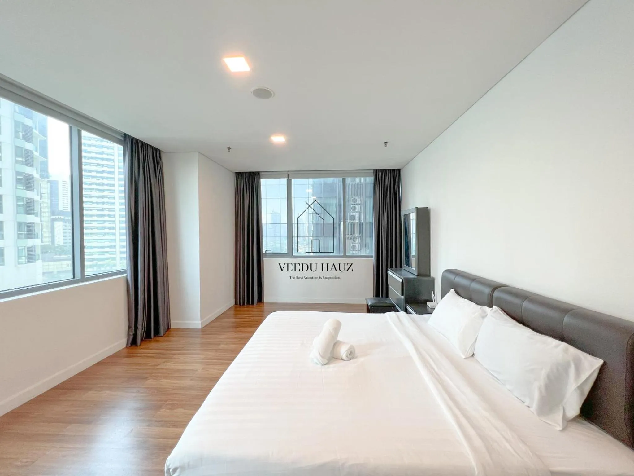 Bedroom, Bed in Mercu Summer Suites KLCC by Veedu Hauz