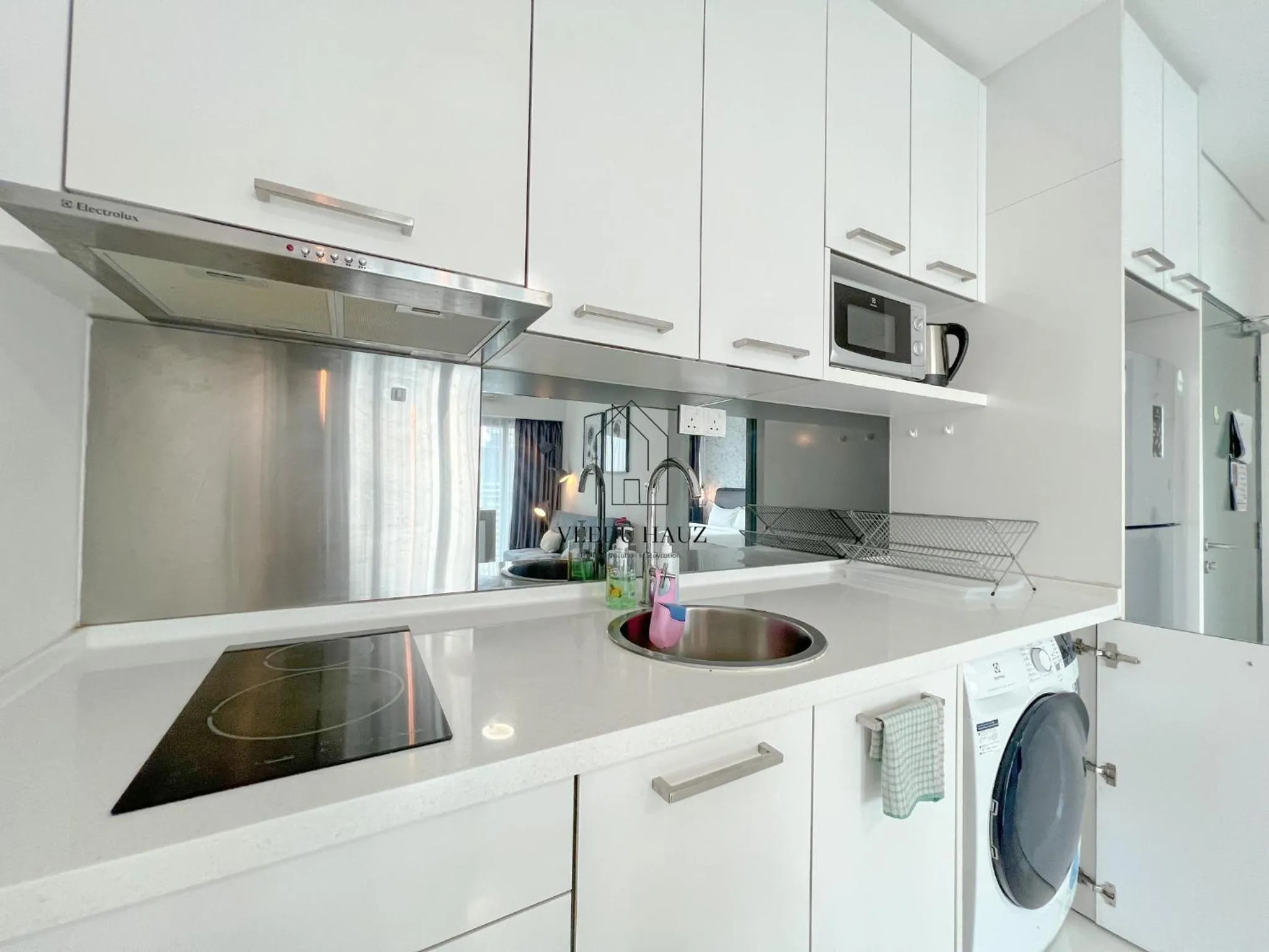 Kitchen or kitchenette in Mercu Summer Suites KLCC by Veedu Hauz