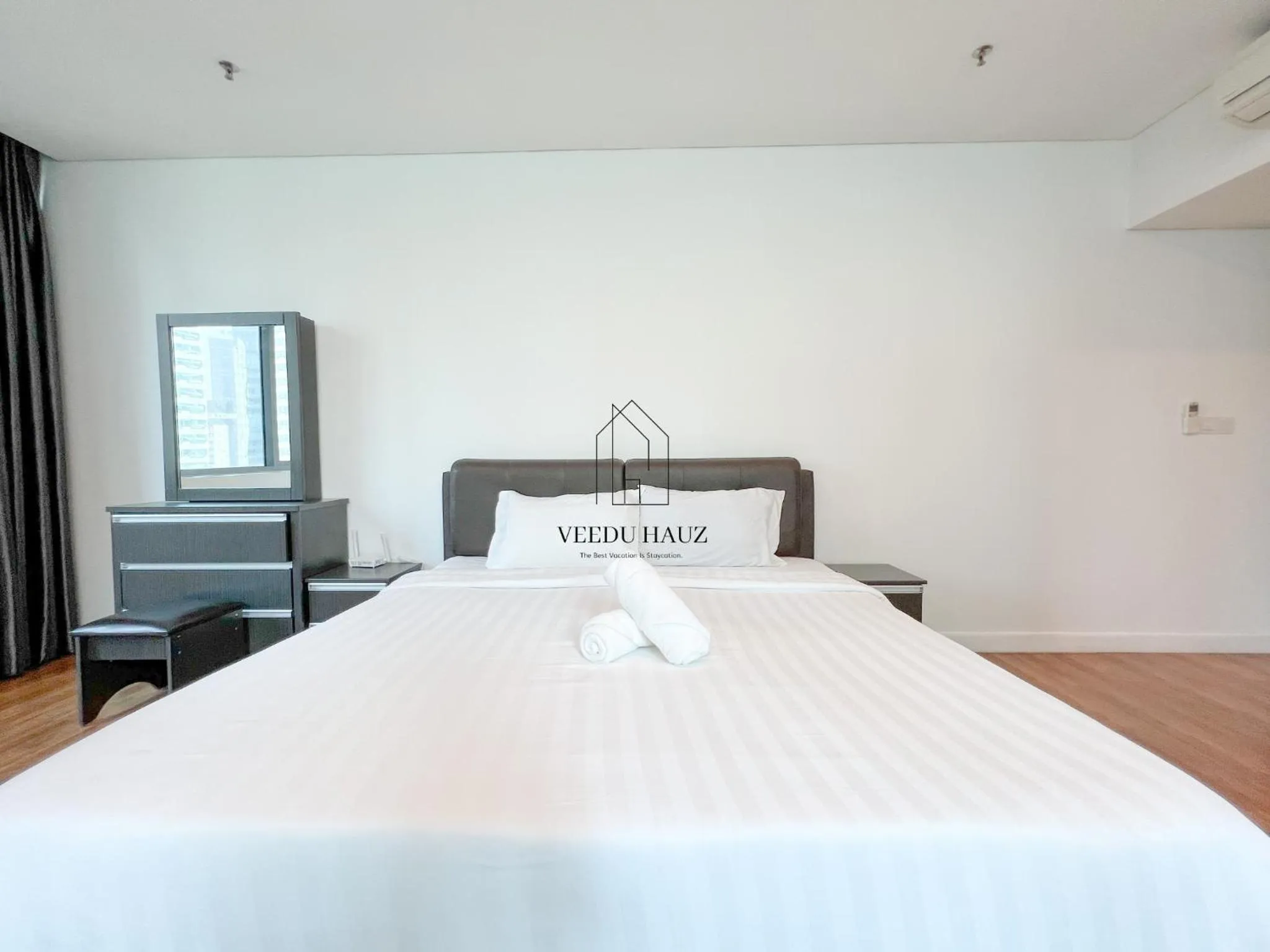 Bedroom, Bed in Mercu Summer Suites KLCC by Veedu Hauz