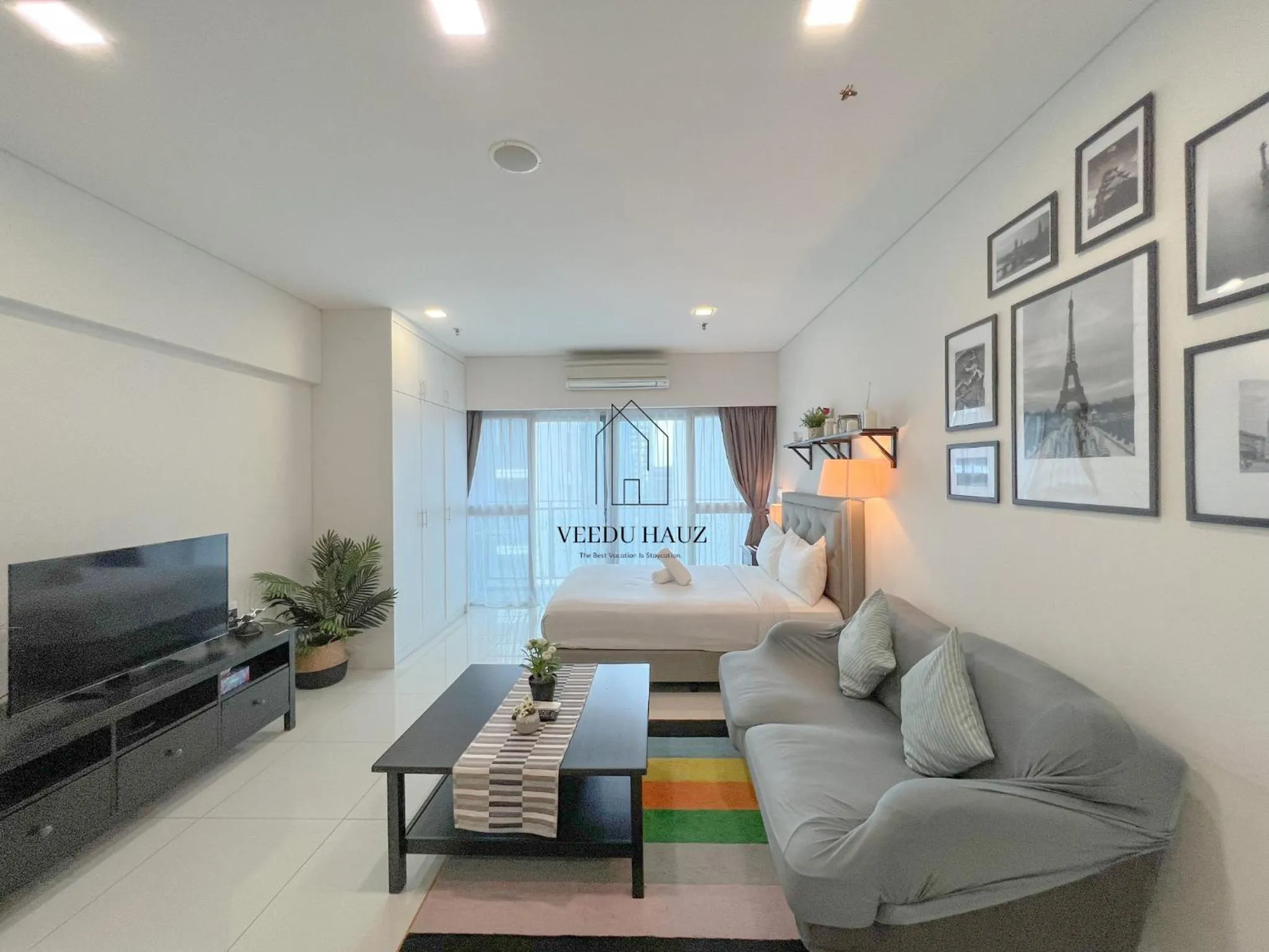 Living room in Mercu Summer Suites KLCC by Veedu Hauz