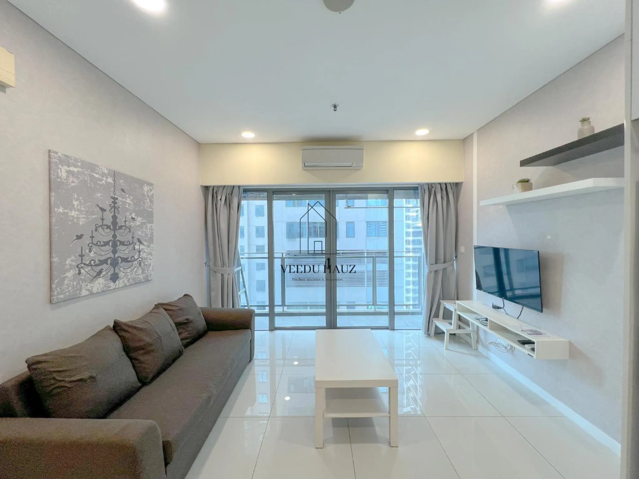 Living room in Mercu Summer Suites KLCC by Veedu Hauz