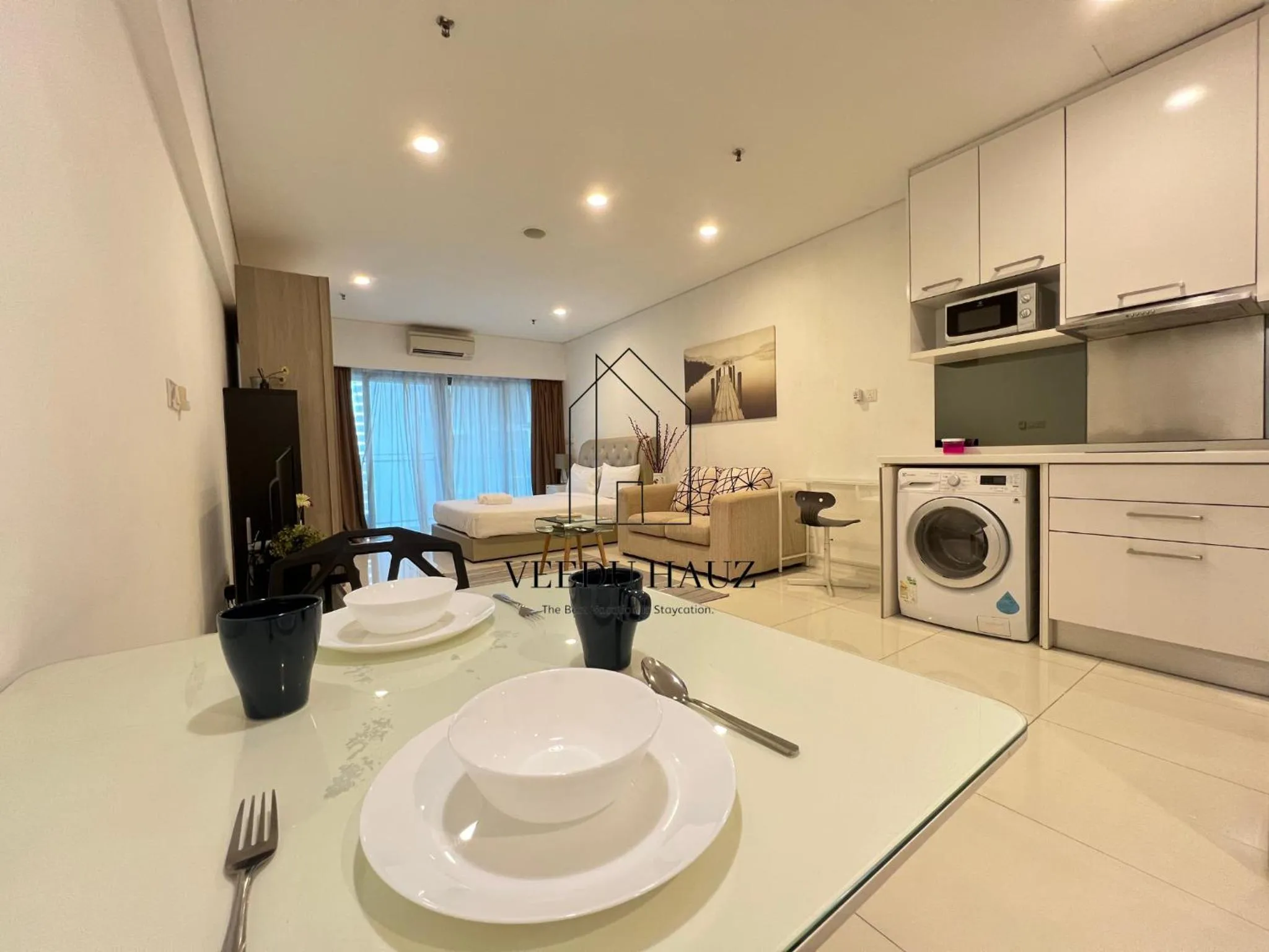 Kitchen or kitchenette in Mercu Summer Suites KLCC by Veedu Hauz