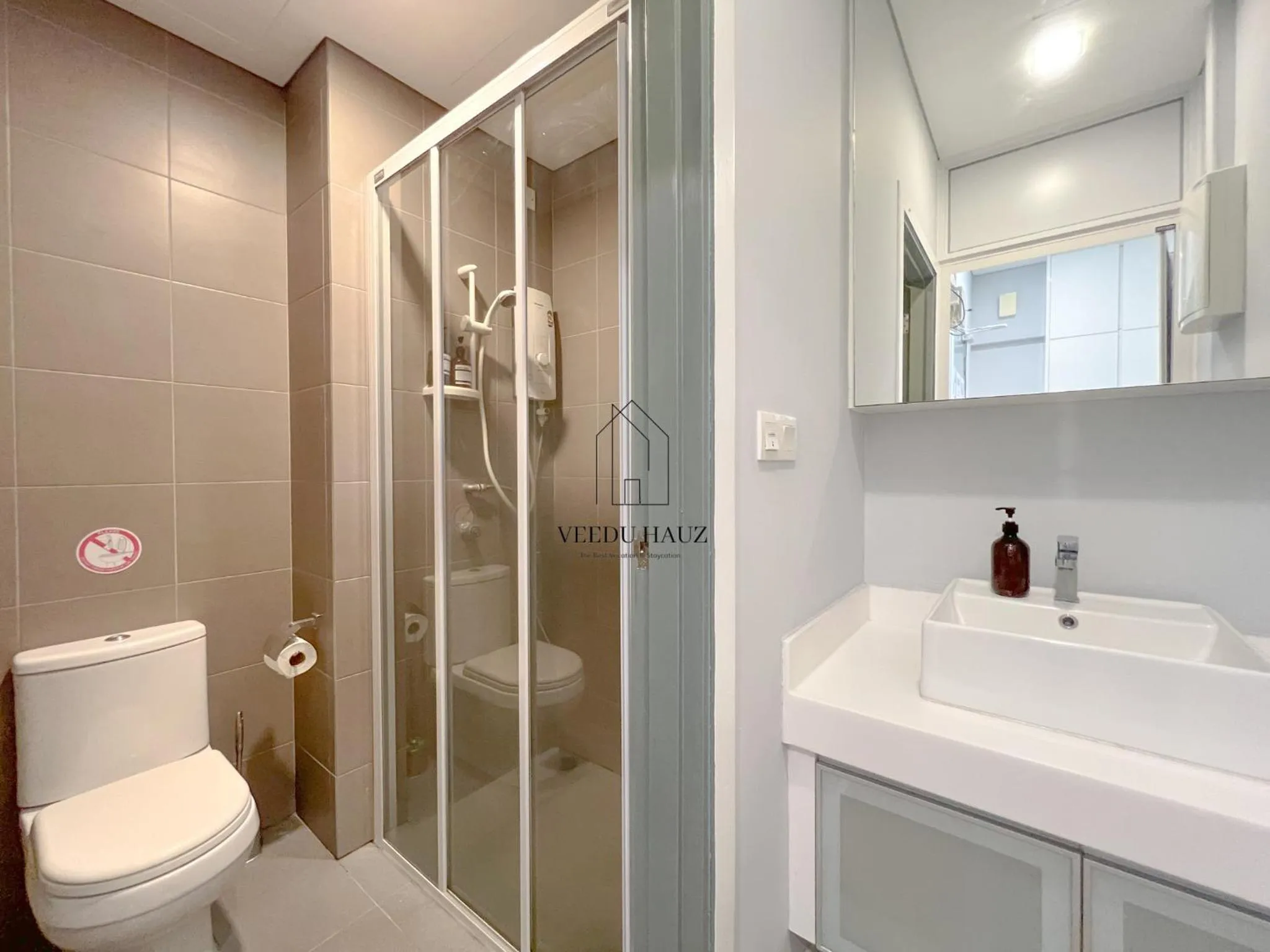 Toilet in Mercu Summer Suites KLCC by Veedu Hauz