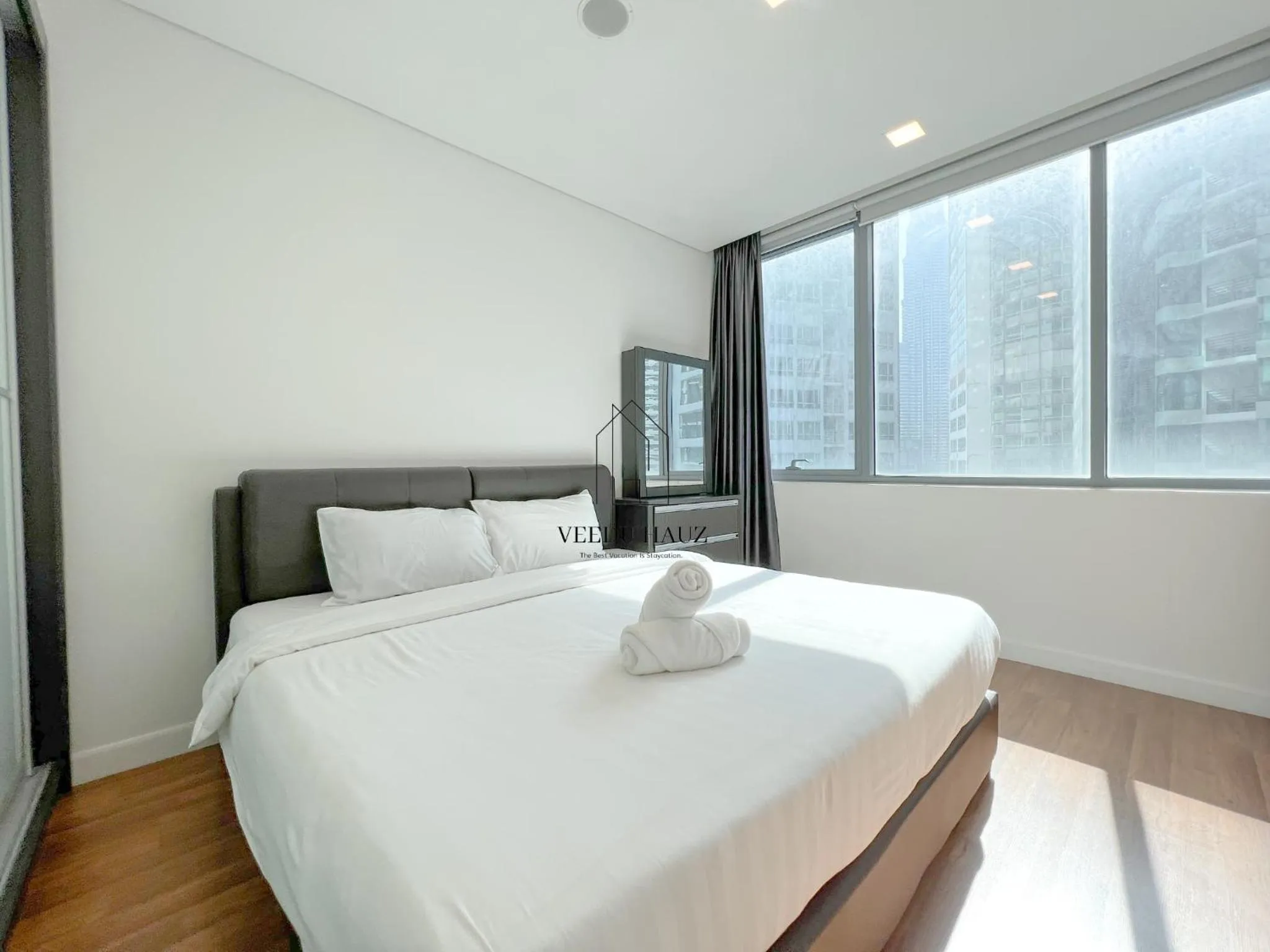 Bedroom, Bed in Mercu Summer Suites KLCC by Veedu Hauz