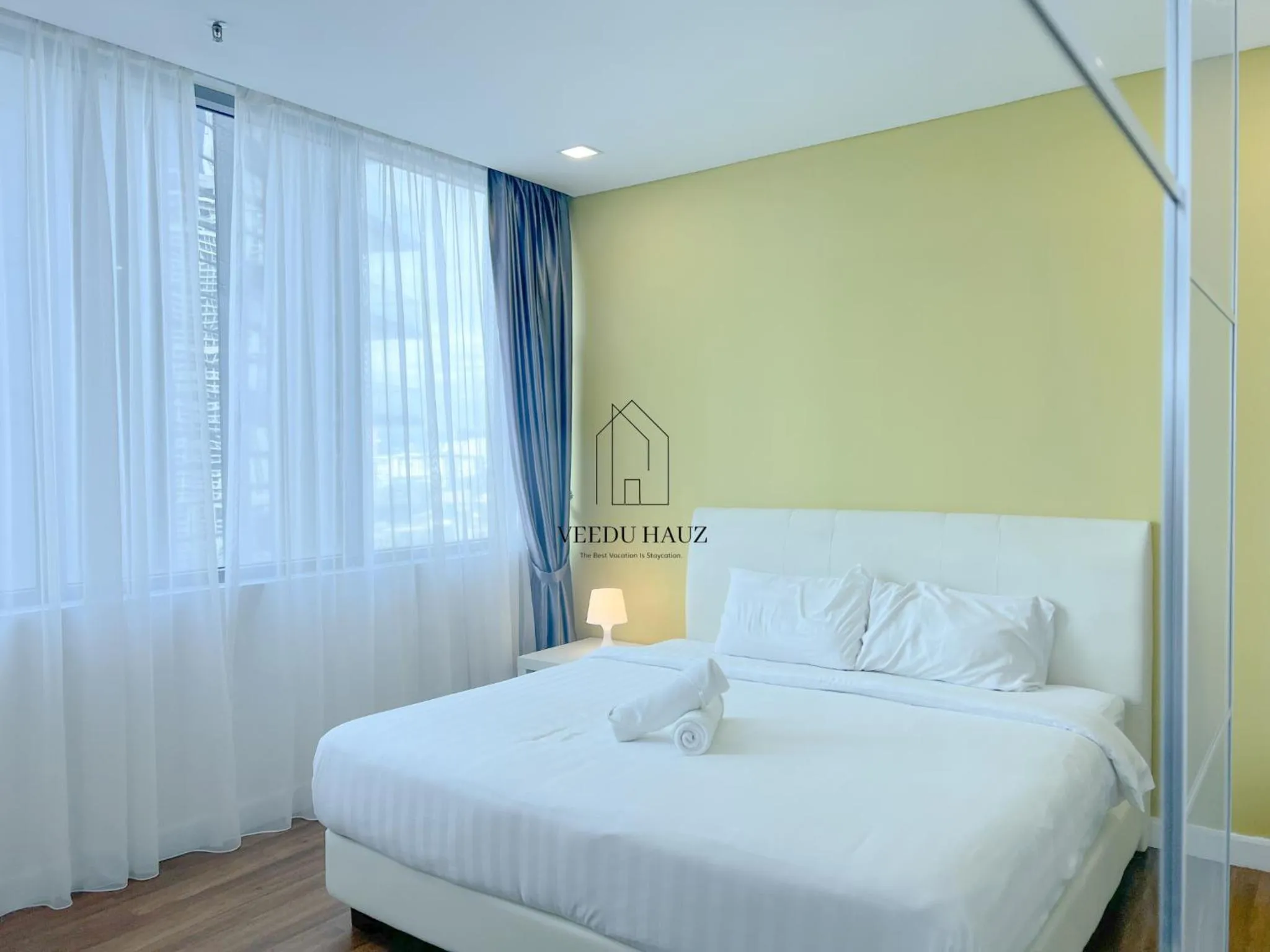 Bedroom, Bed in Mercu Summer Suites KLCC by Veedu Hauz