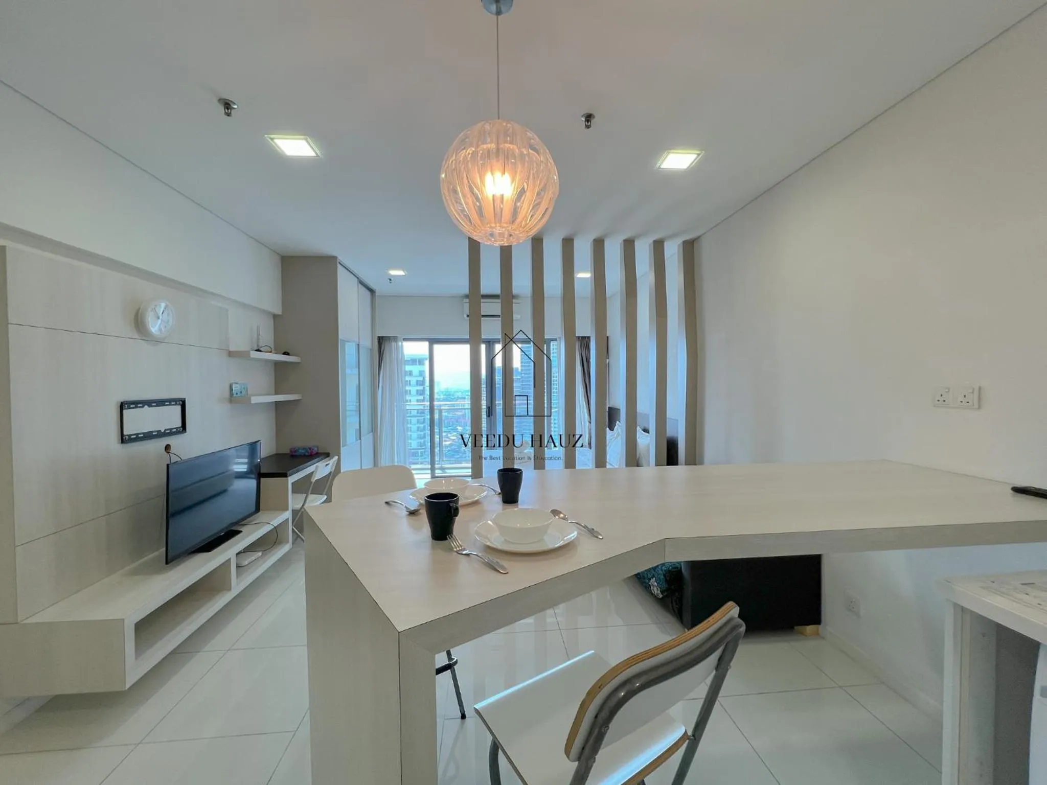 Living room in Mercu Summer Suites KLCC by Veedu Hauz