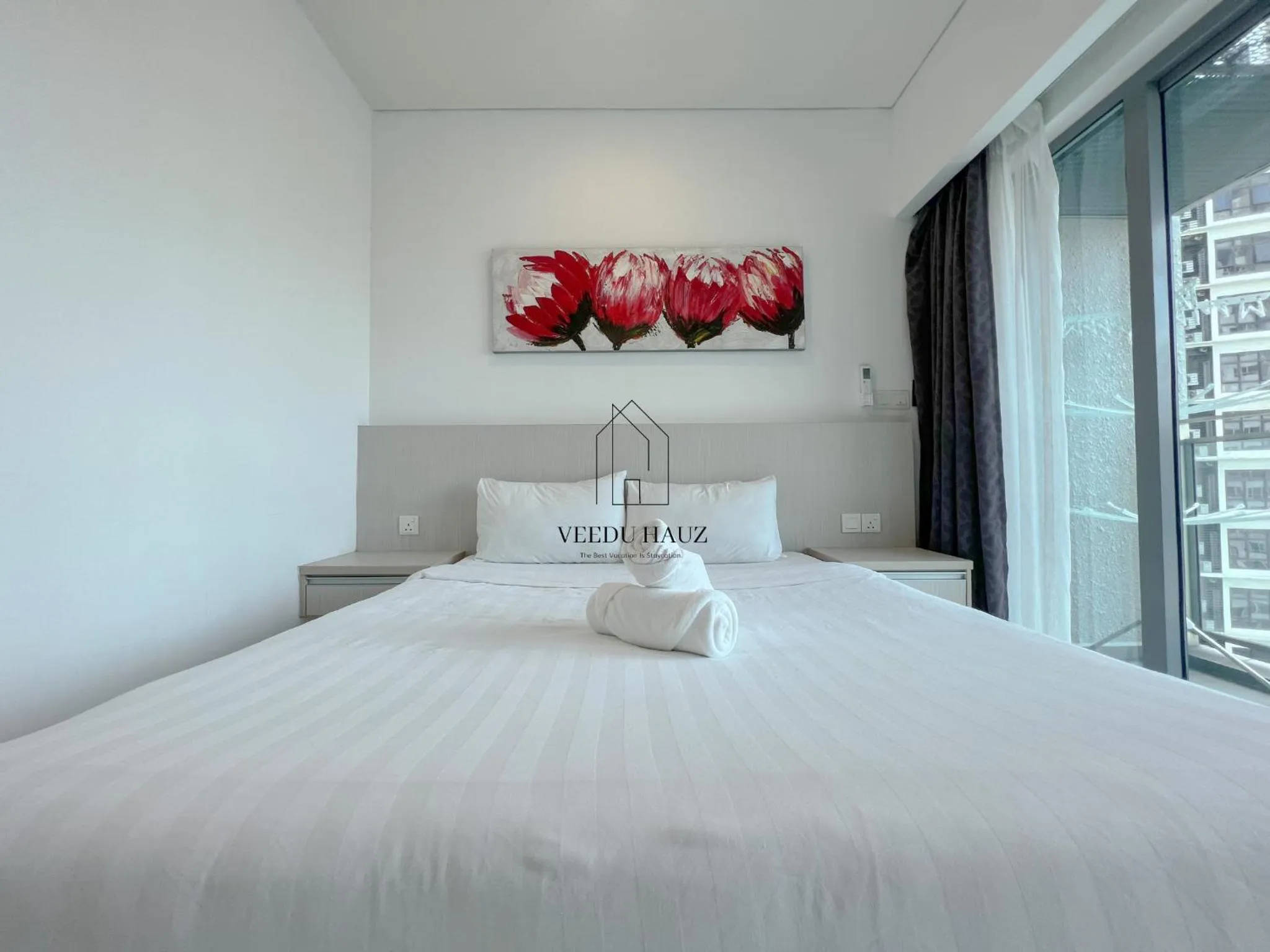 Bed in Mercu Summer Suites KLCC by Veedu Hauz