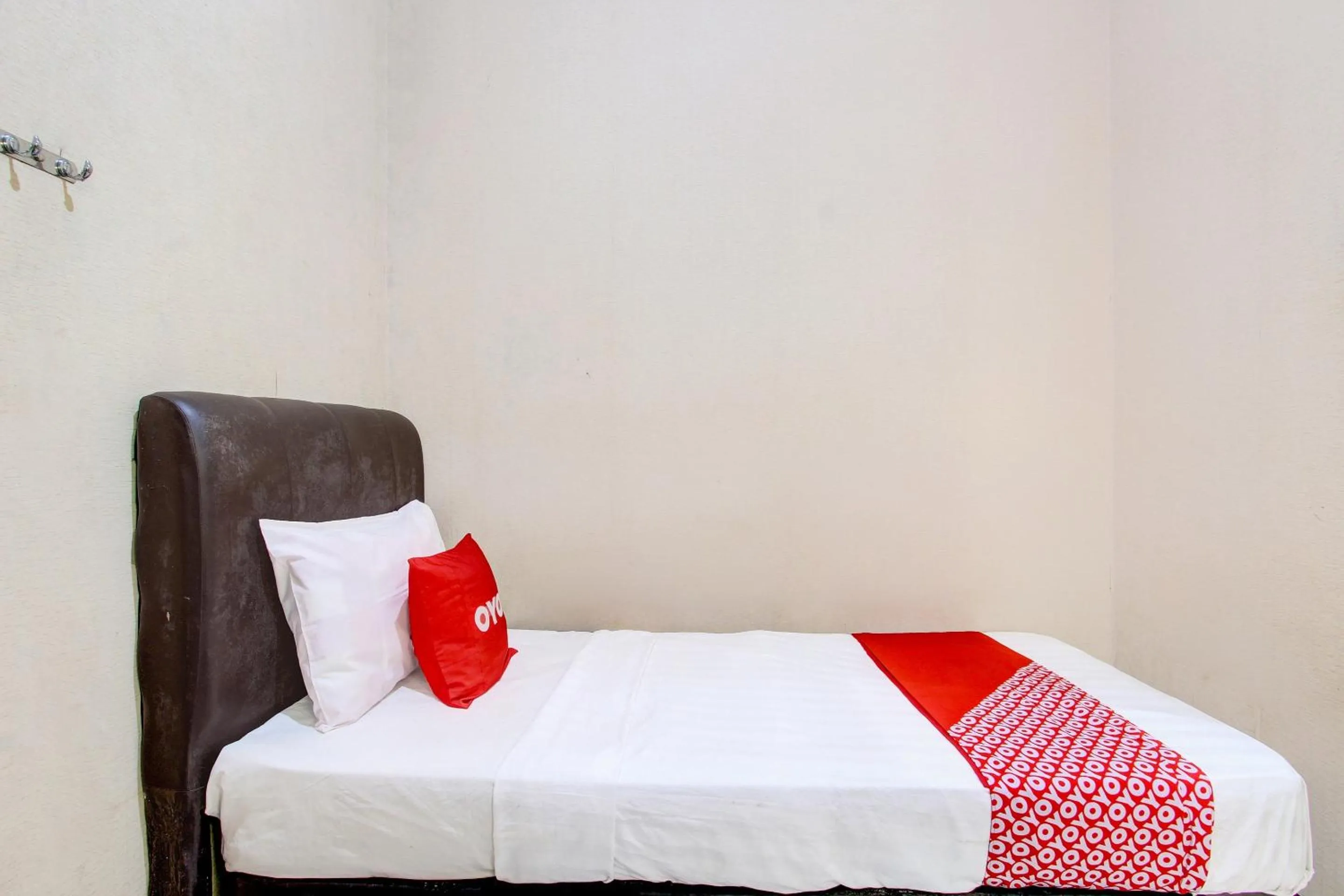 Bedroom in Super OYO 92511 Griya Dias Syariah