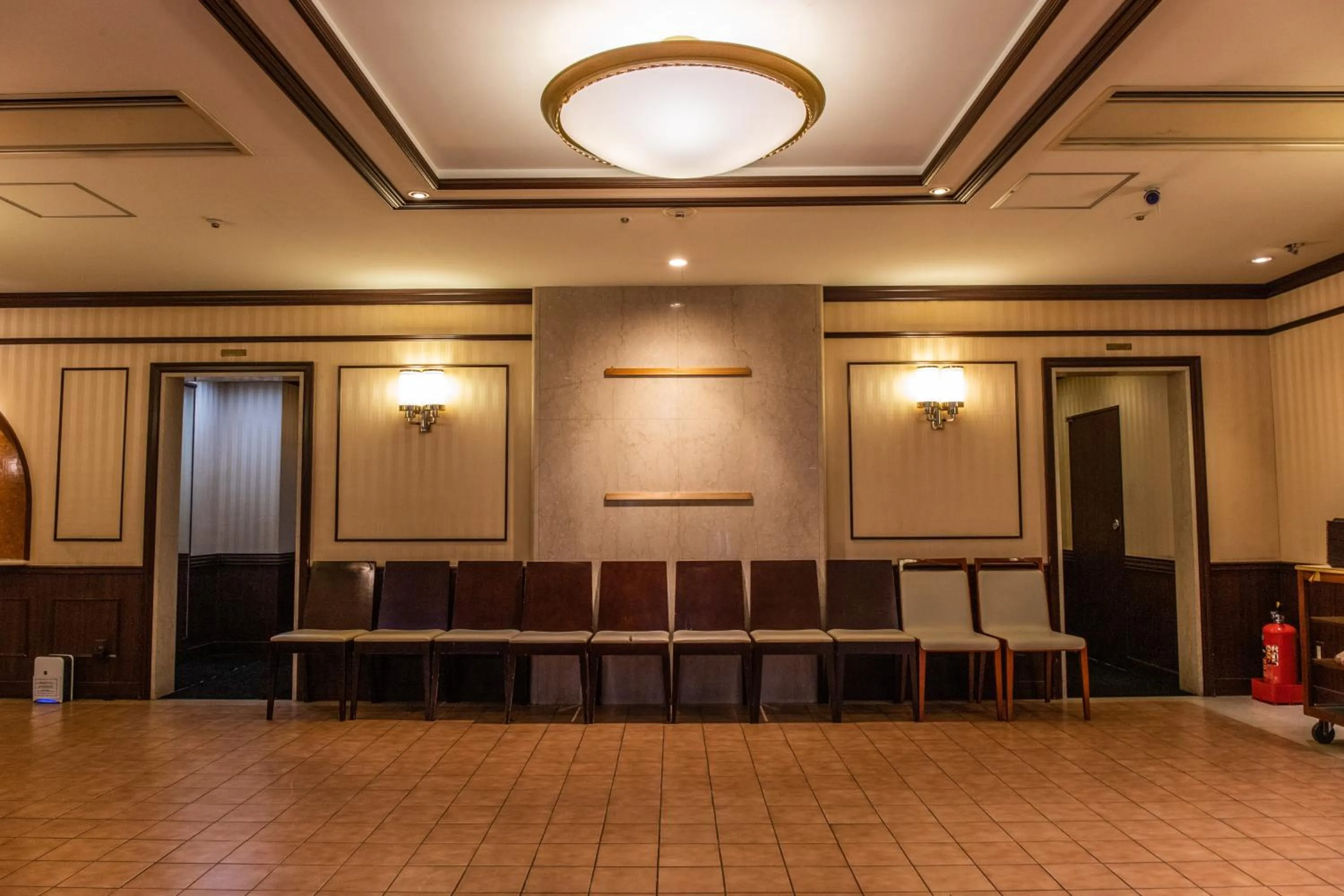 Lobby or reception in Ramada Encore by Wyndham Amagasaki