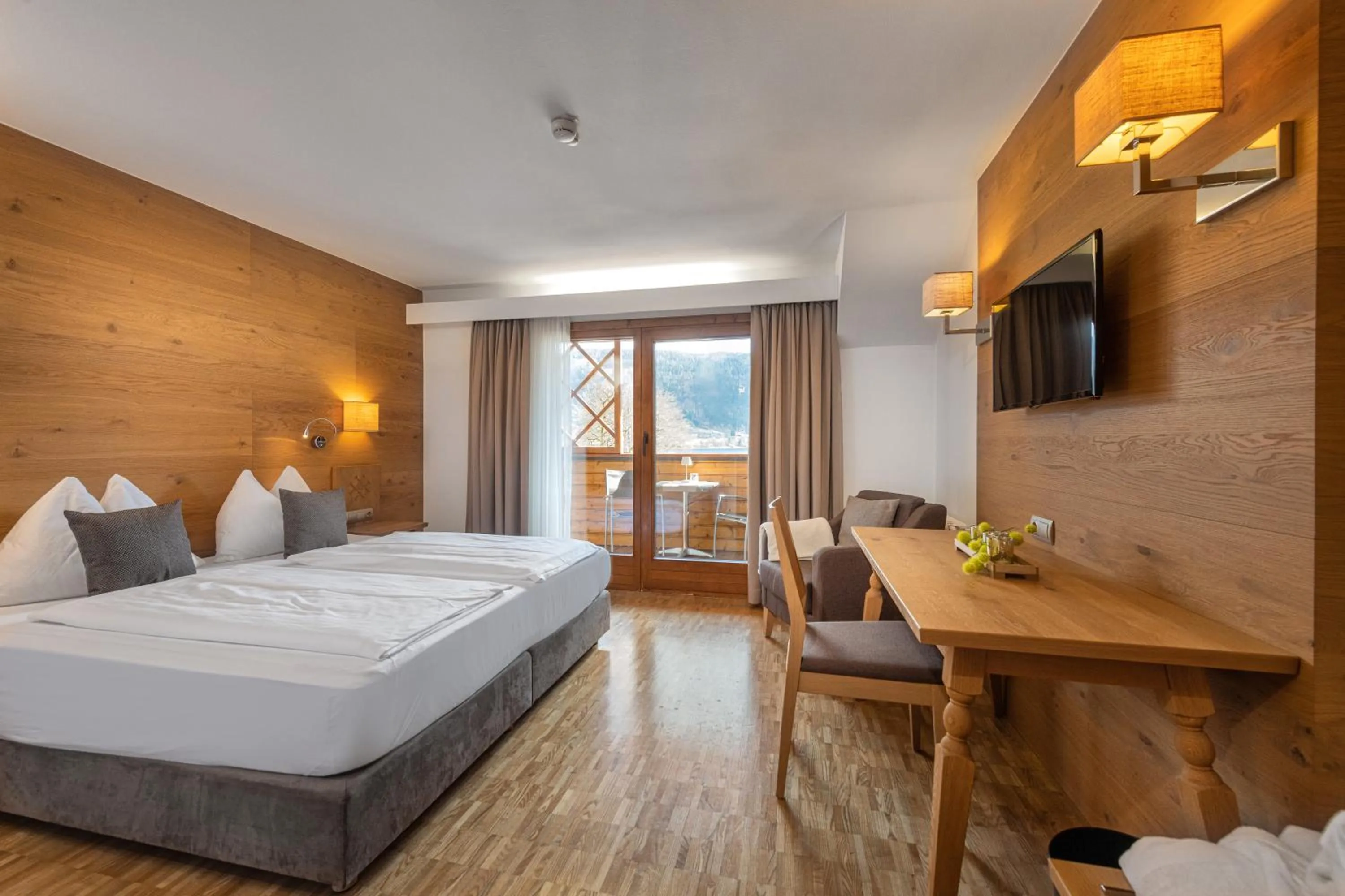 Photo of the whole room, Bed in Seehotel Urban