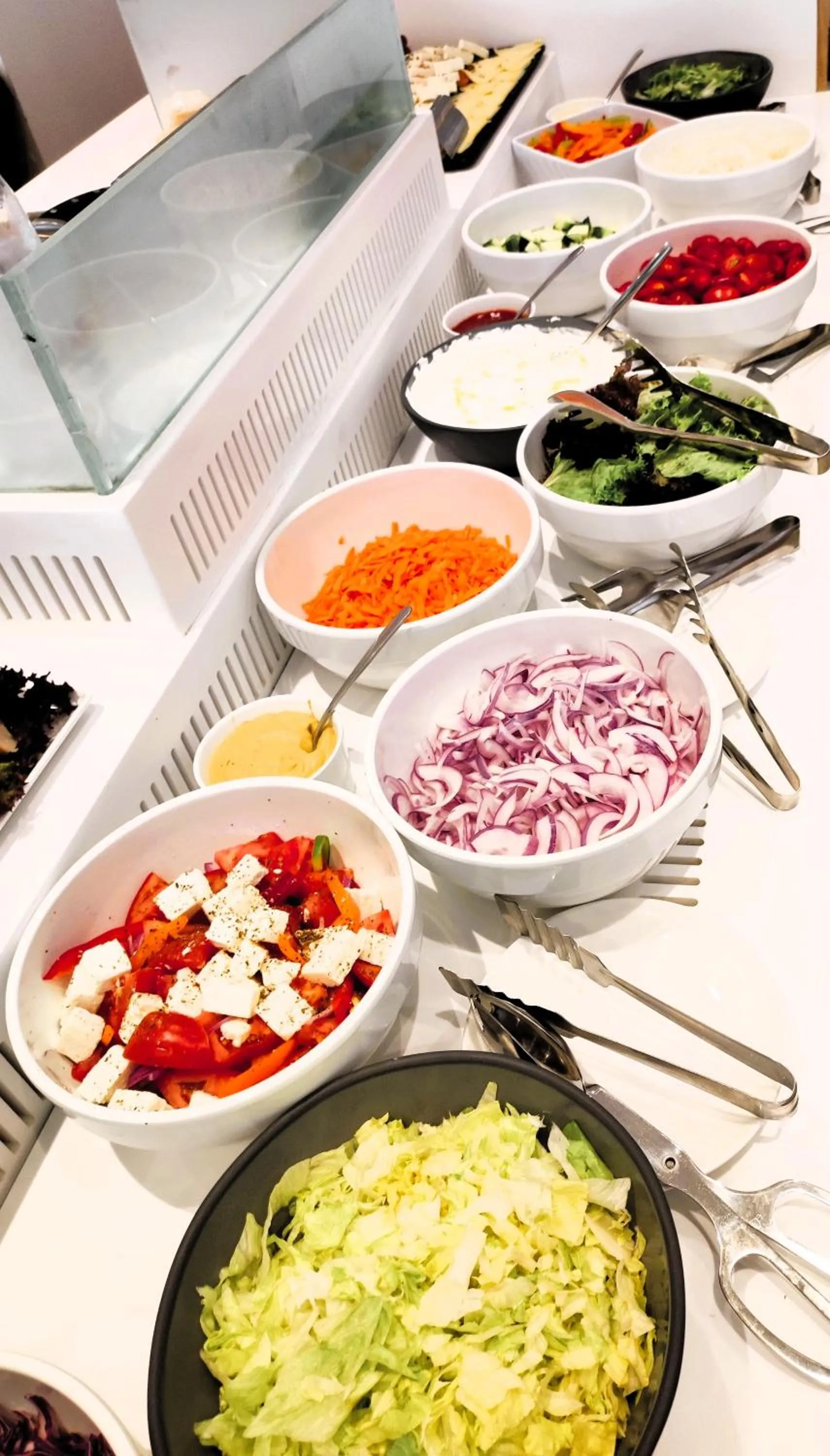 Restaurant/places to eat in Helios Beach Hotel & Bungalows