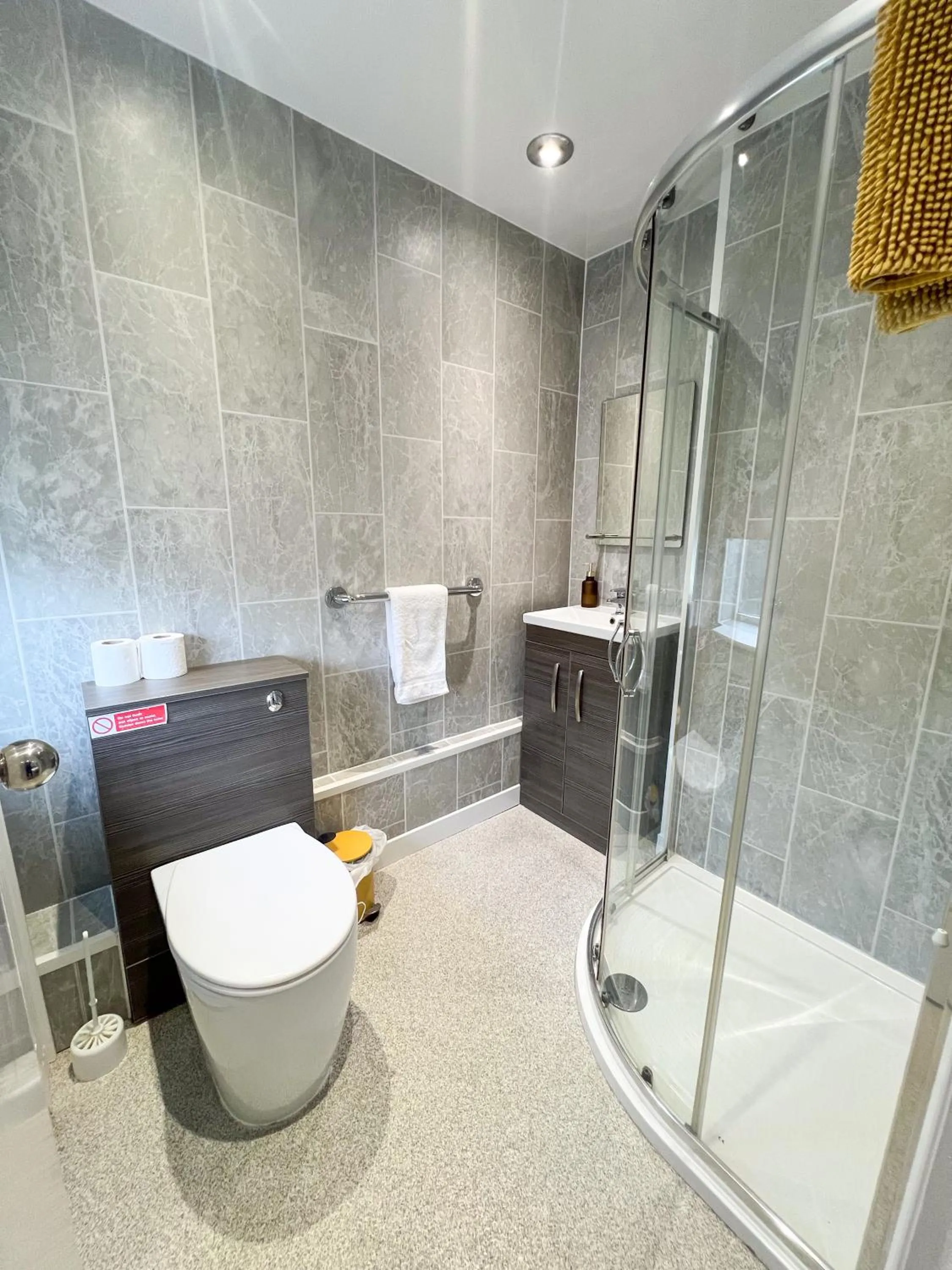 Shower in Beldon House