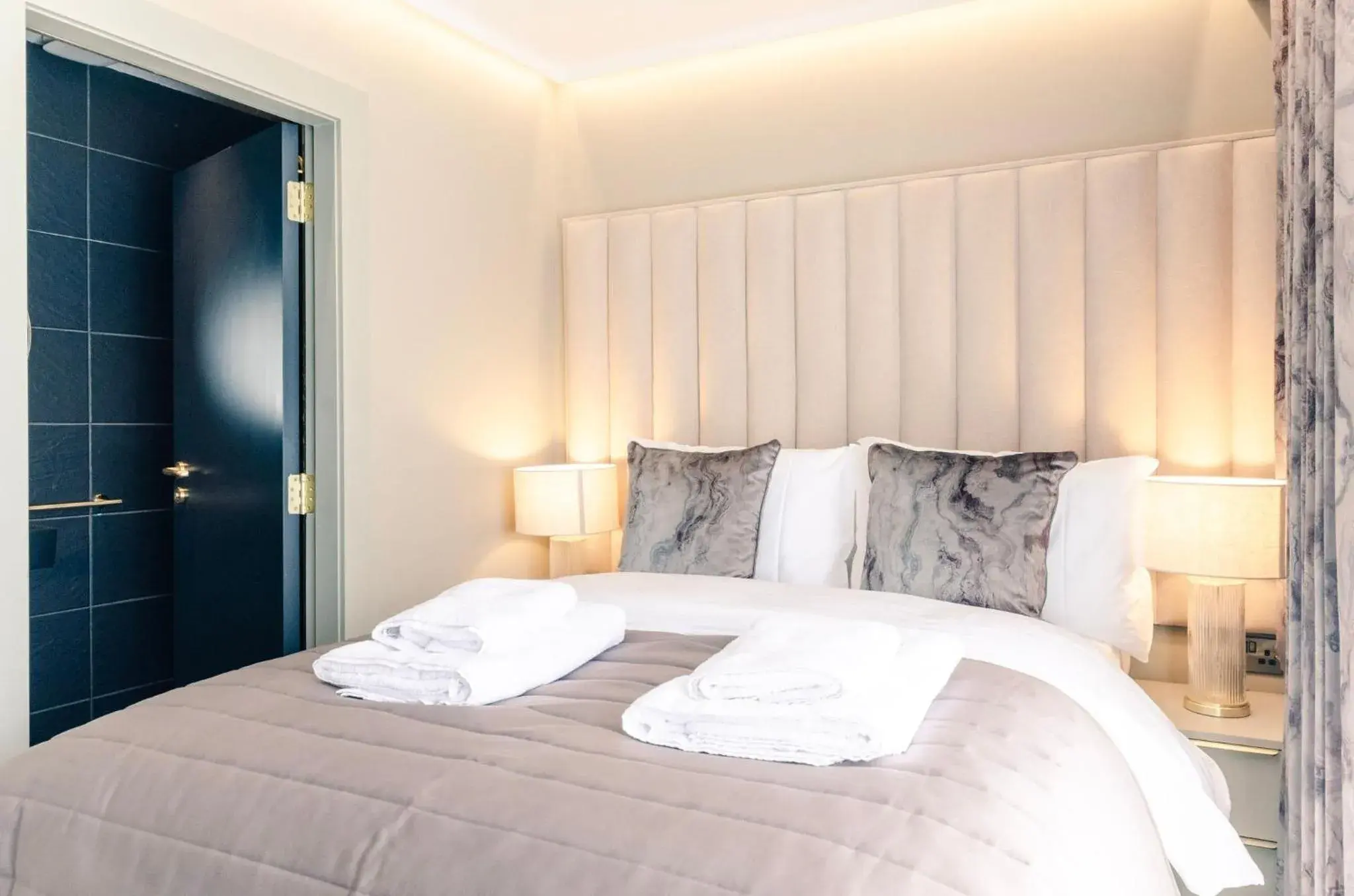 Premier Double Room in Sweeney Aviemore One Premier Double Room in Sweeney Aviemore One