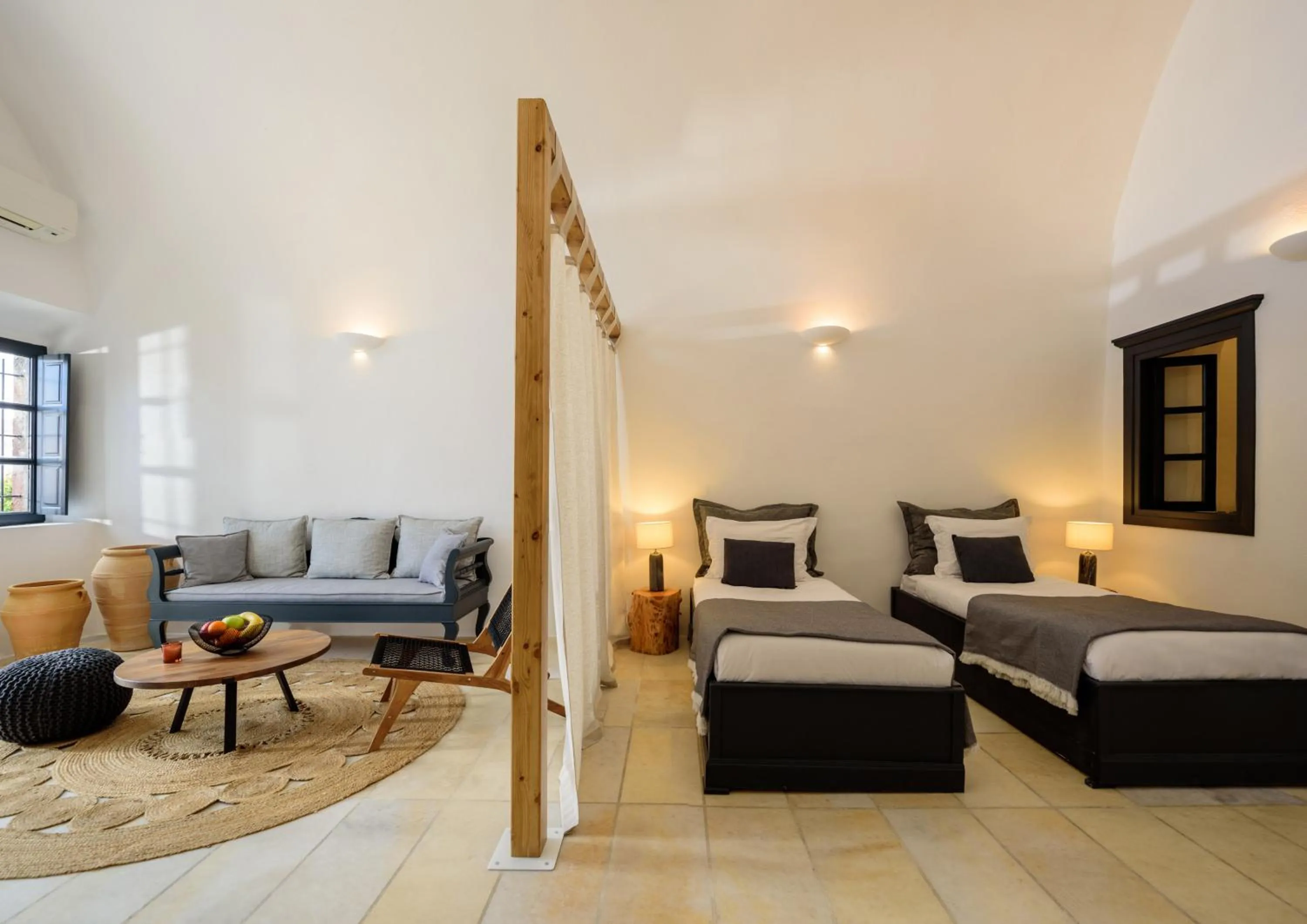 Bed in Firalia, Casa in Rock Suites