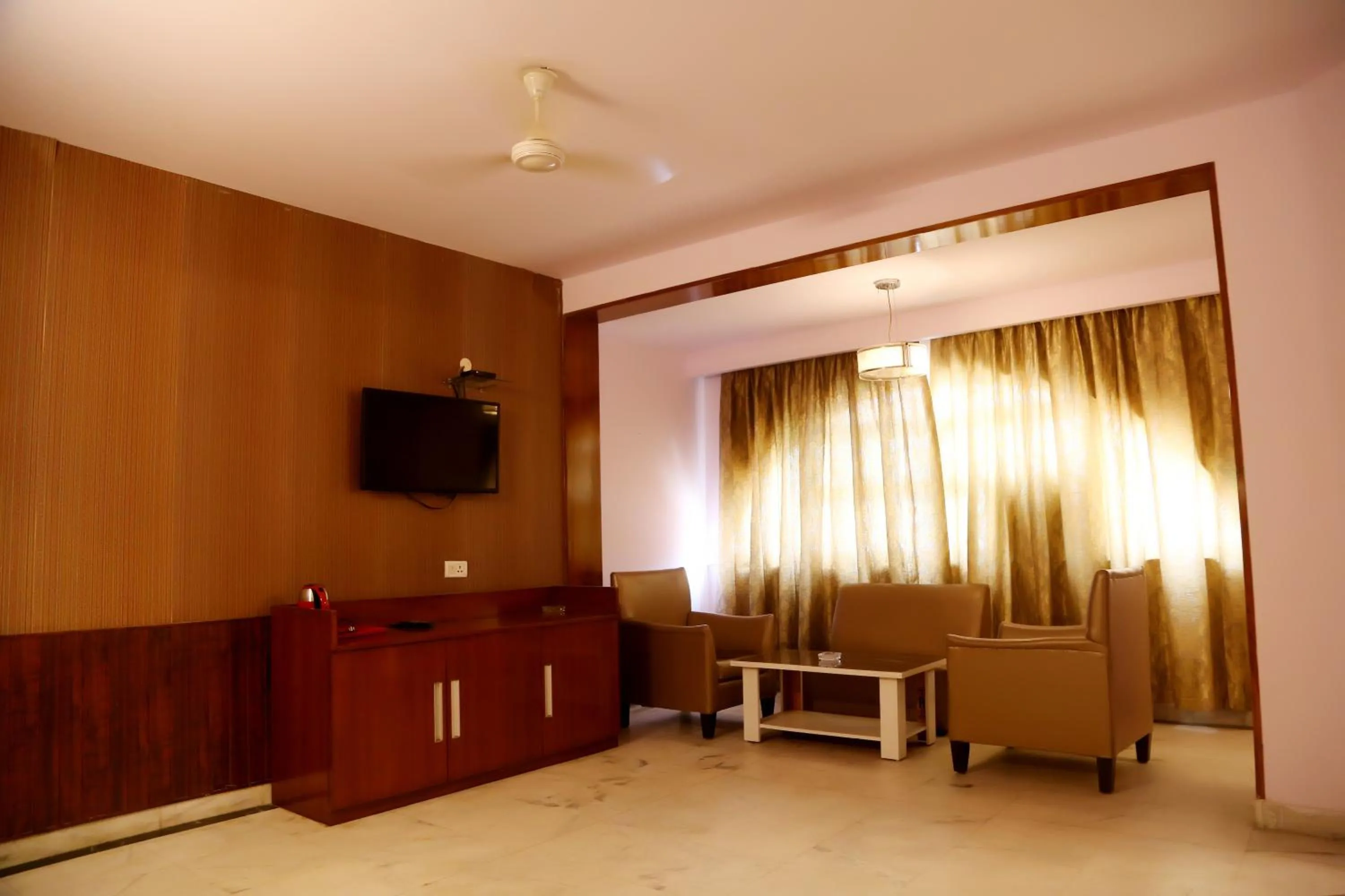 Mela by Aurelia Heaven