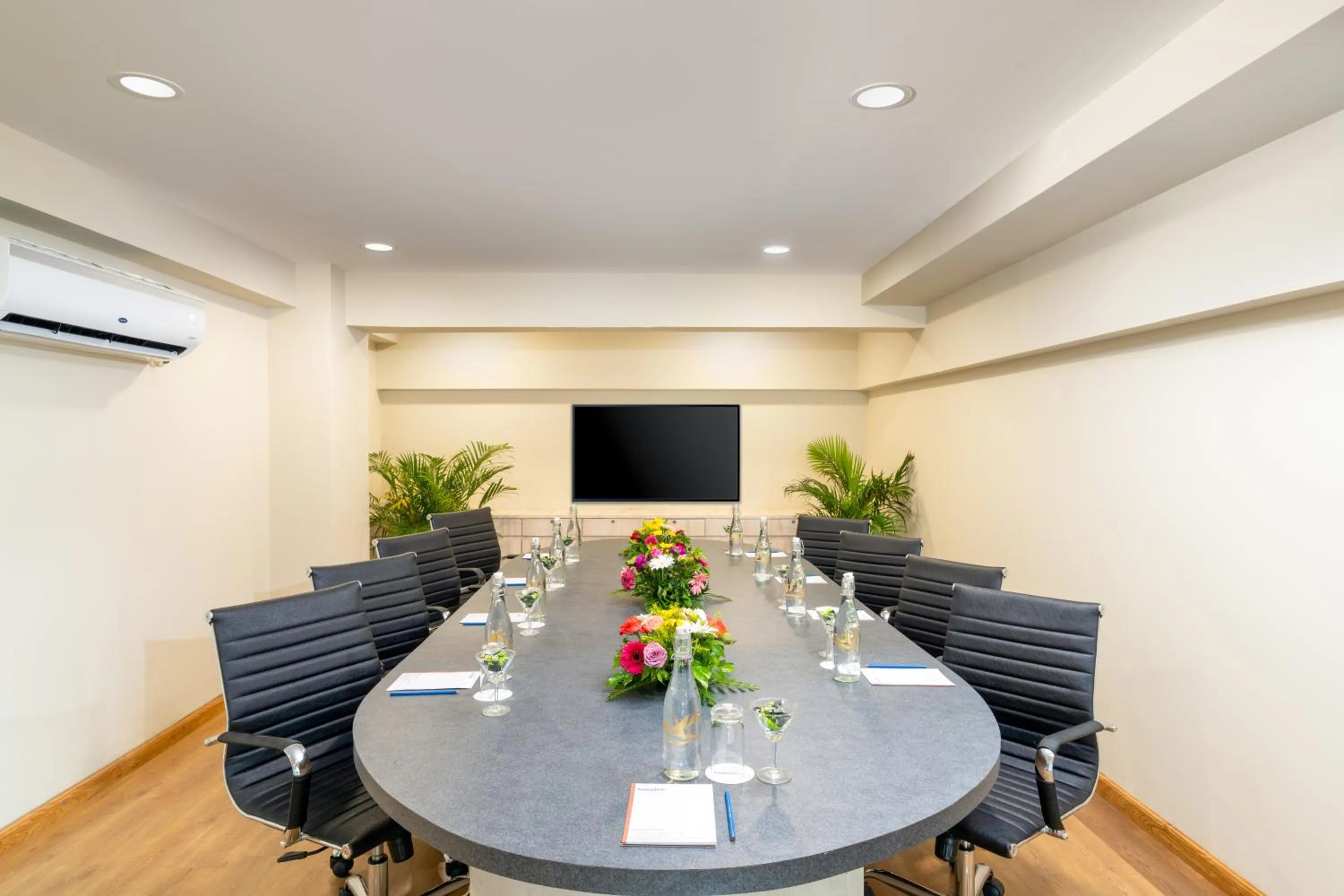 Meeting/conference room in Cygnett Inn Imperial Tezpur