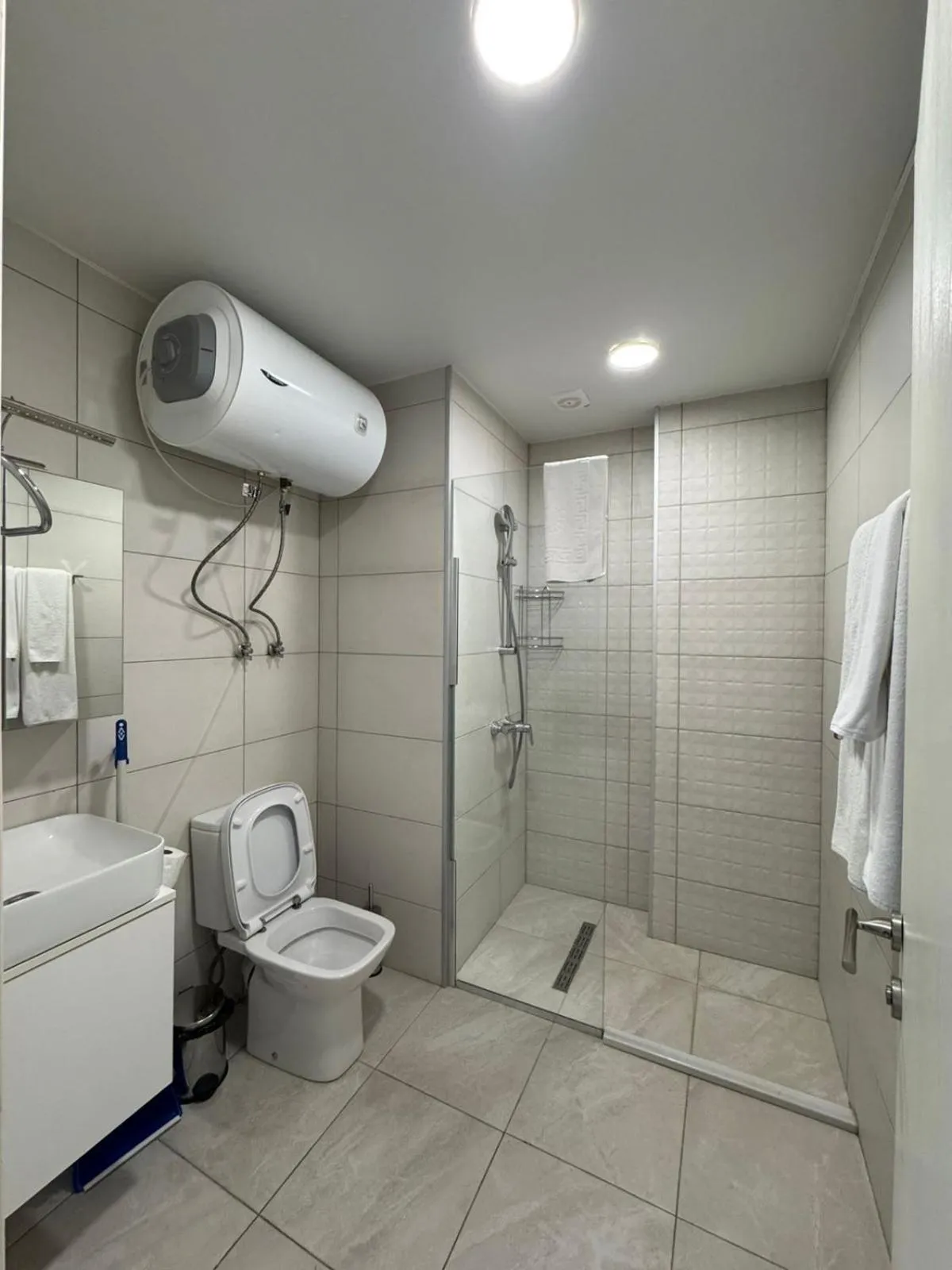 Green Side Apart Hotel