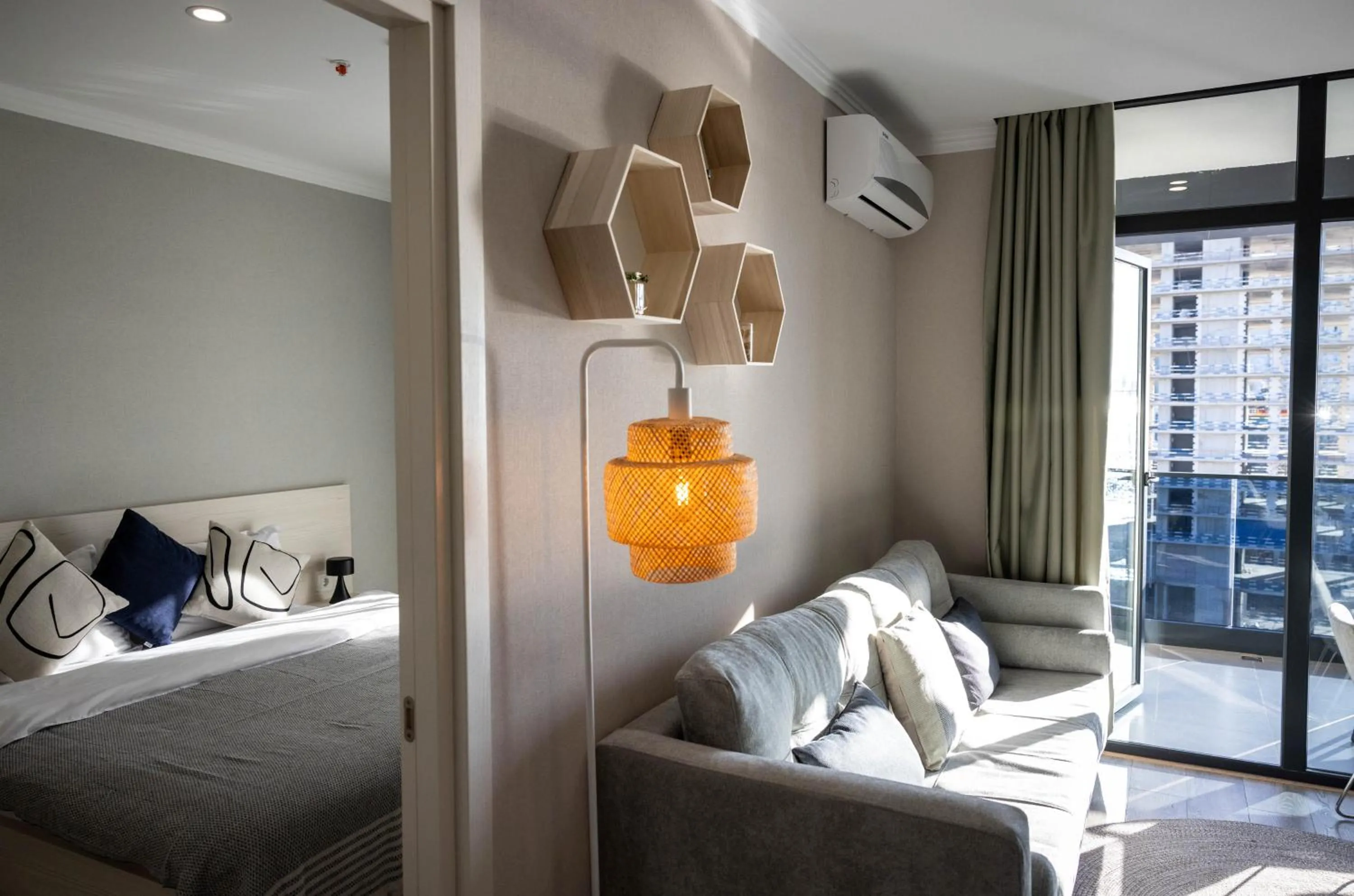 Photo of the whole room, Bed in Green Side Apart Hotel