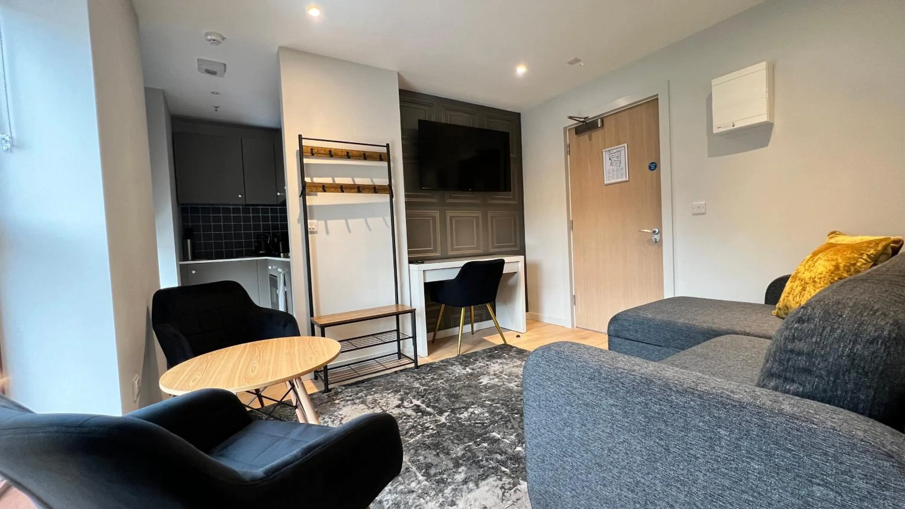 Bedroom in Merrion Square Studios