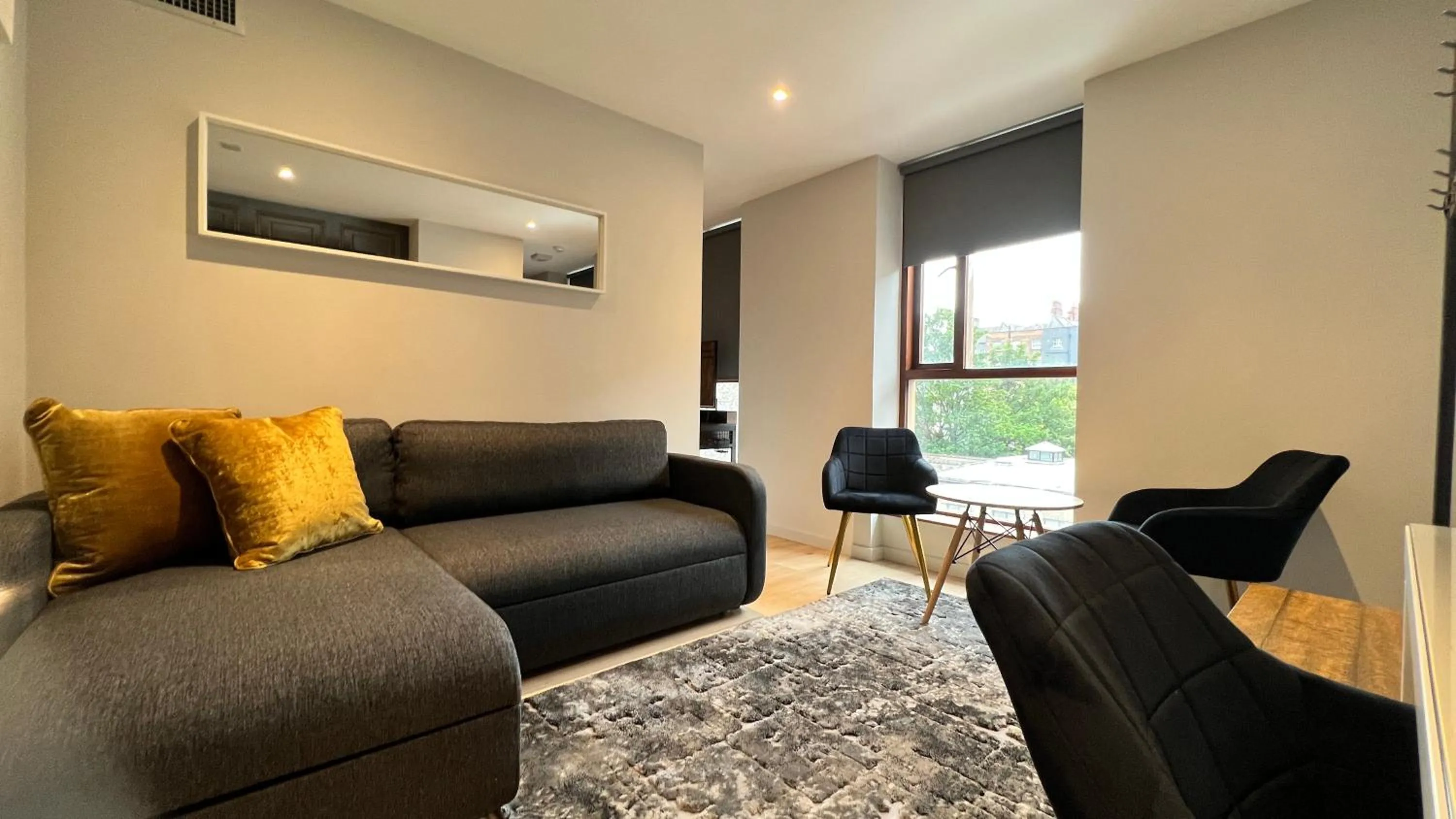 Bedroom in Merrion Square Studios