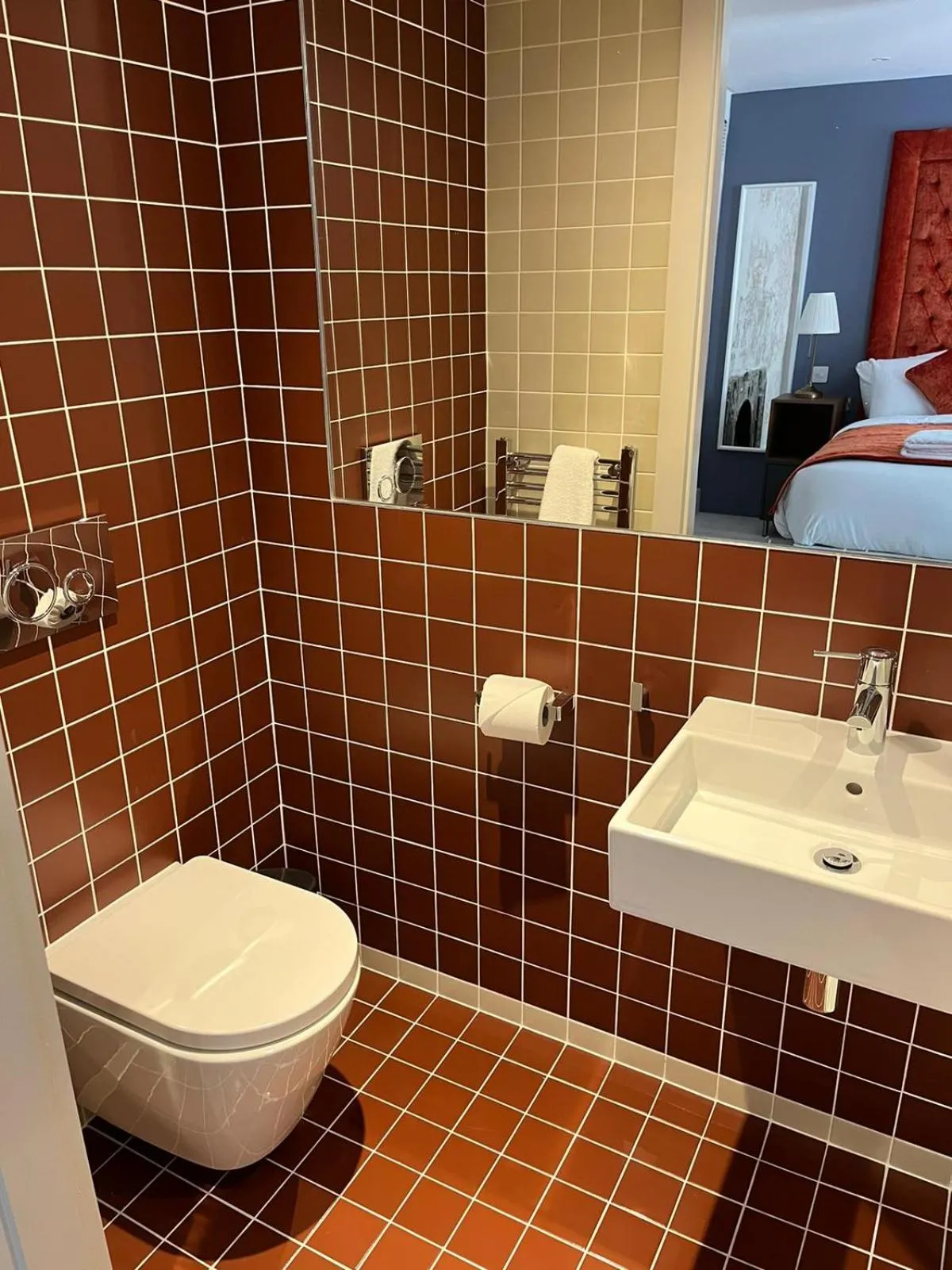 Bathroom in Merrion Square Studios