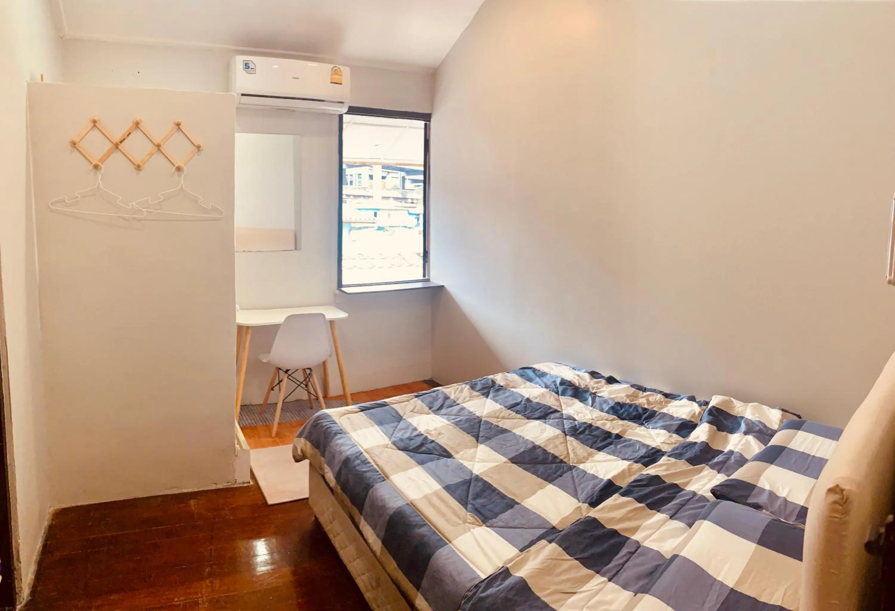 Photo of the whole room in Hostel Baan Ichi （一番庵）