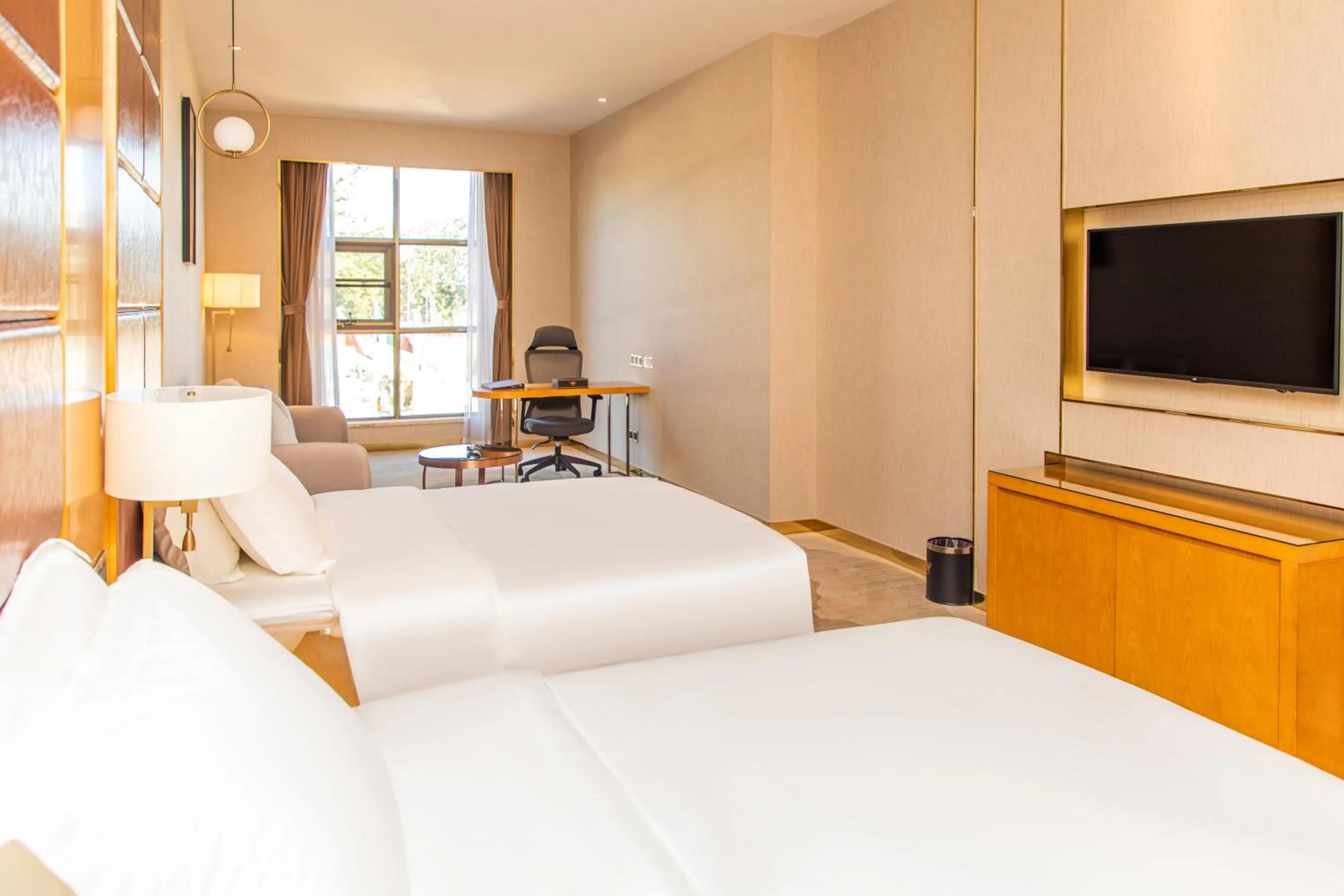 Photo of the whole room, Bed in The Venetian Hotel