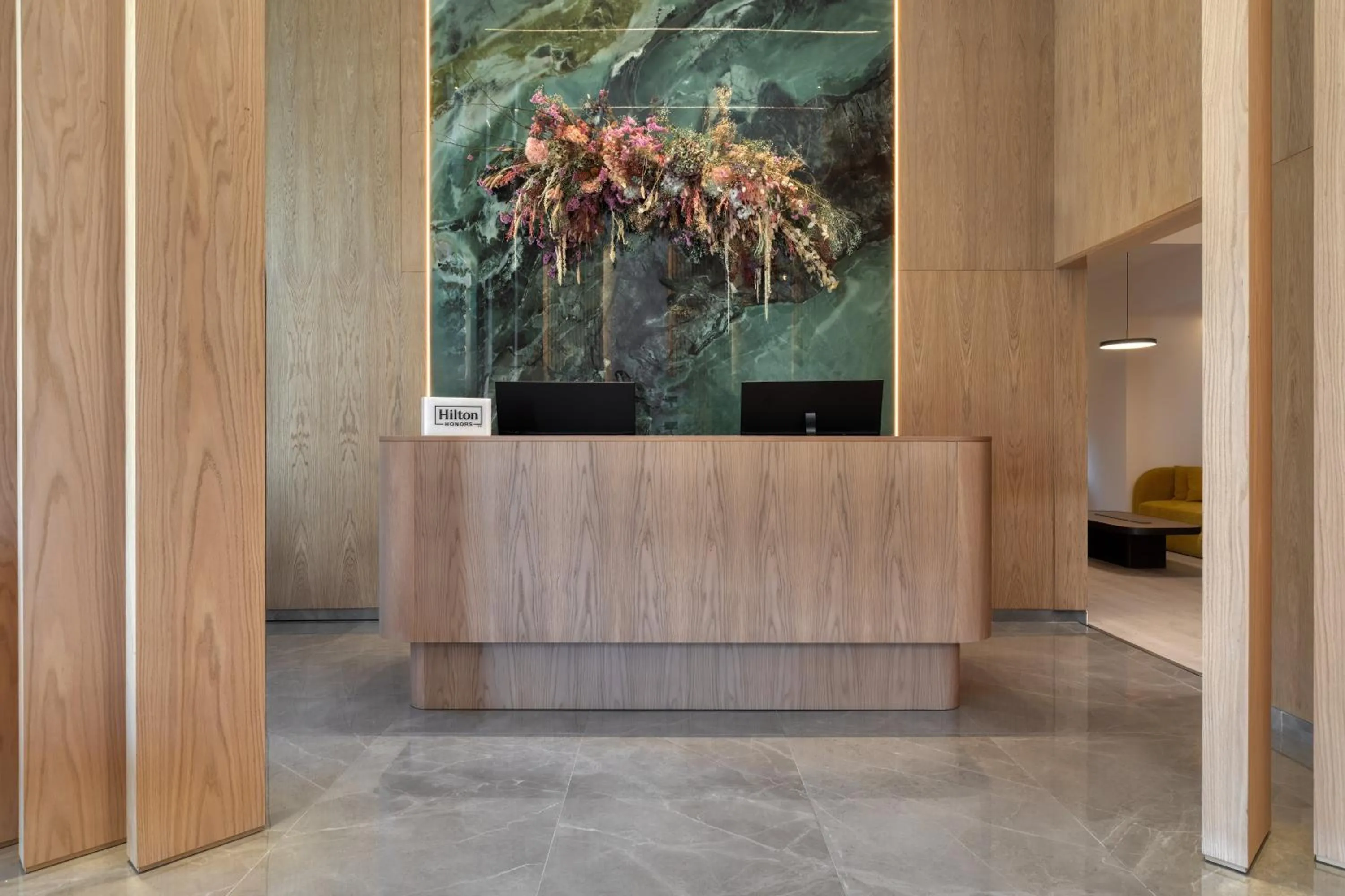 Lobby or reception in Hilton Garden Inn Athens Syggrou Avenue