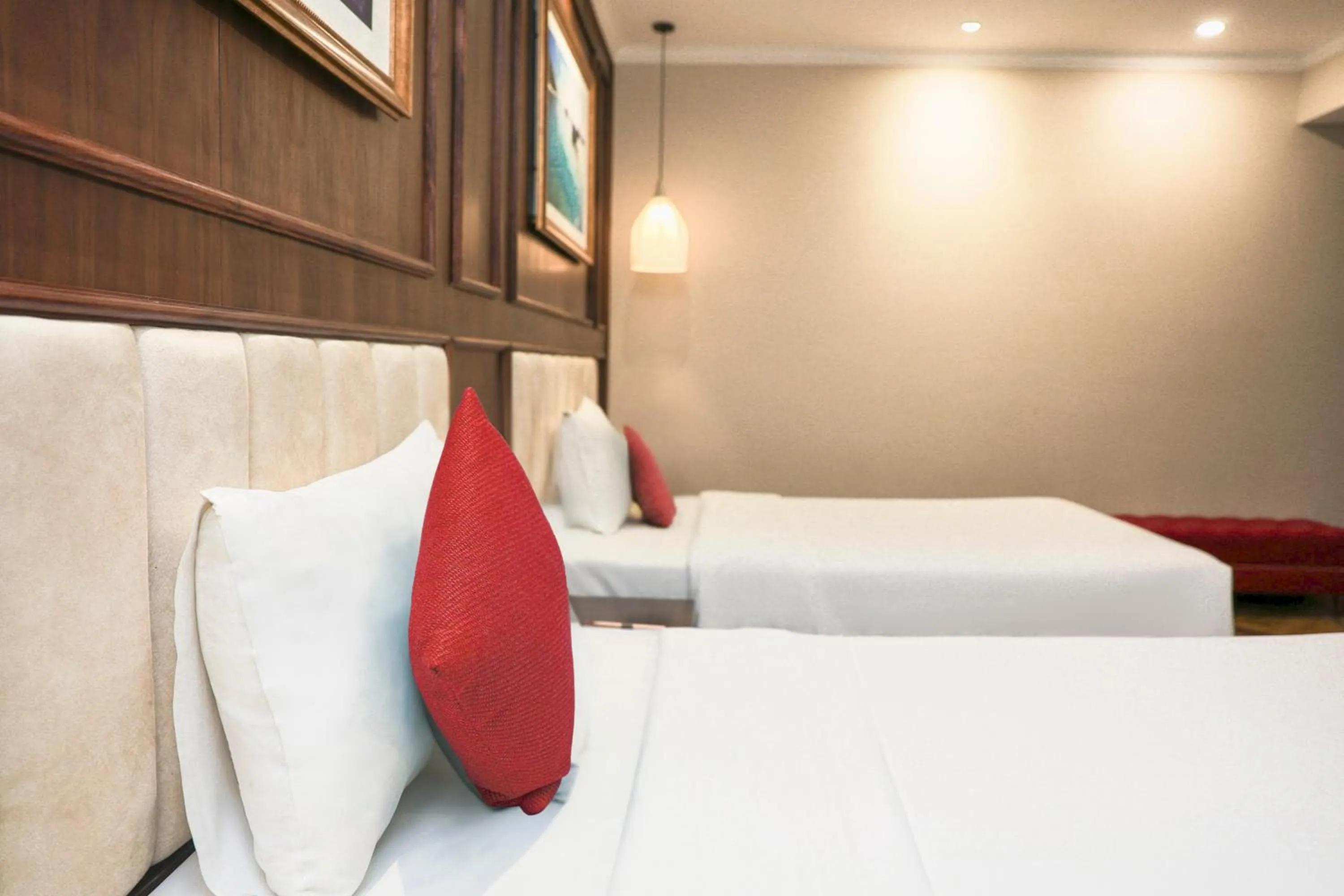 Bed in Golden Lotus Luxury Hotel Danang - Complimentary Daily Afternoon Tea