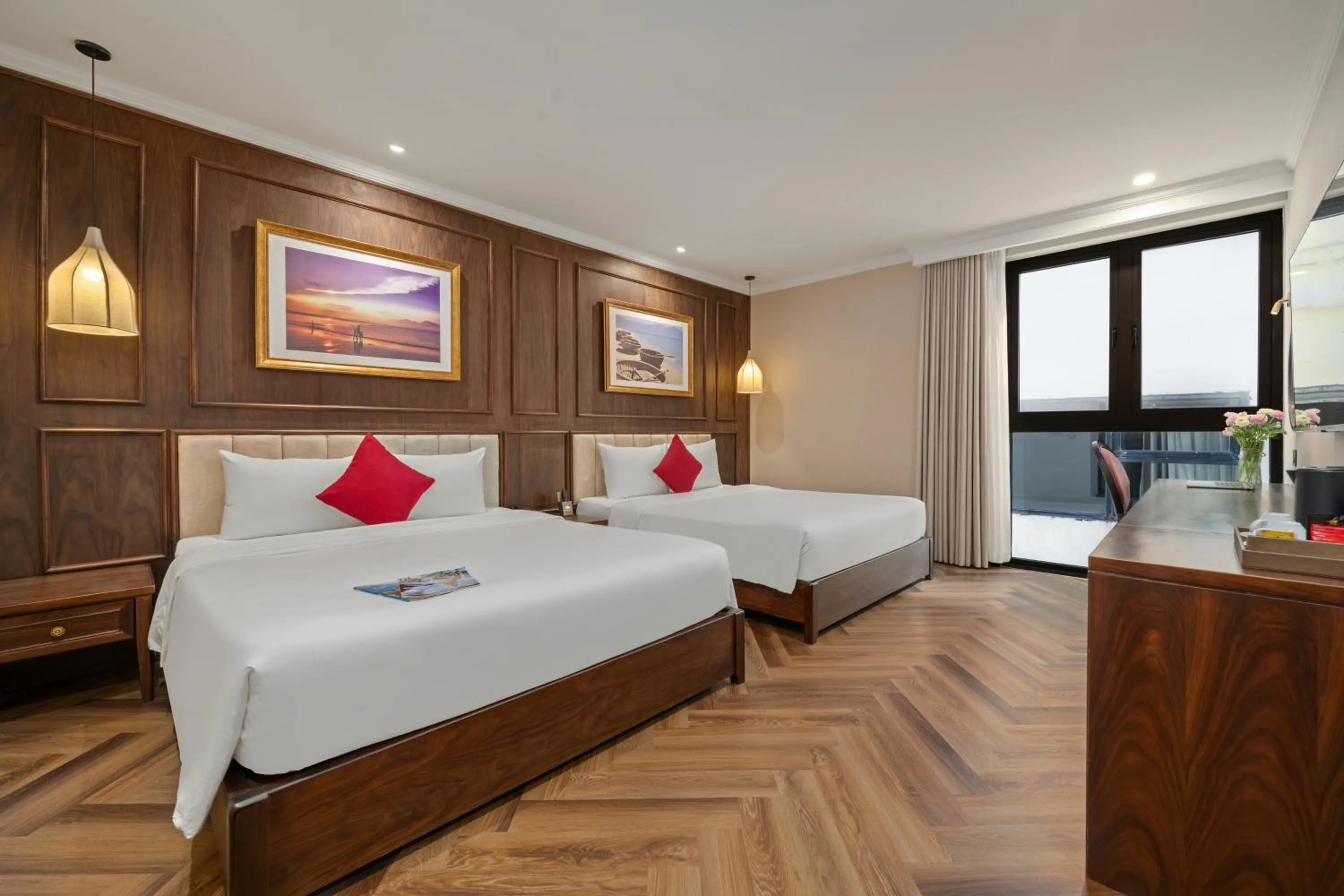 Bed in Golden Lotus Luxury Hotel Danang - Complimentary Daily Afternoon Tea