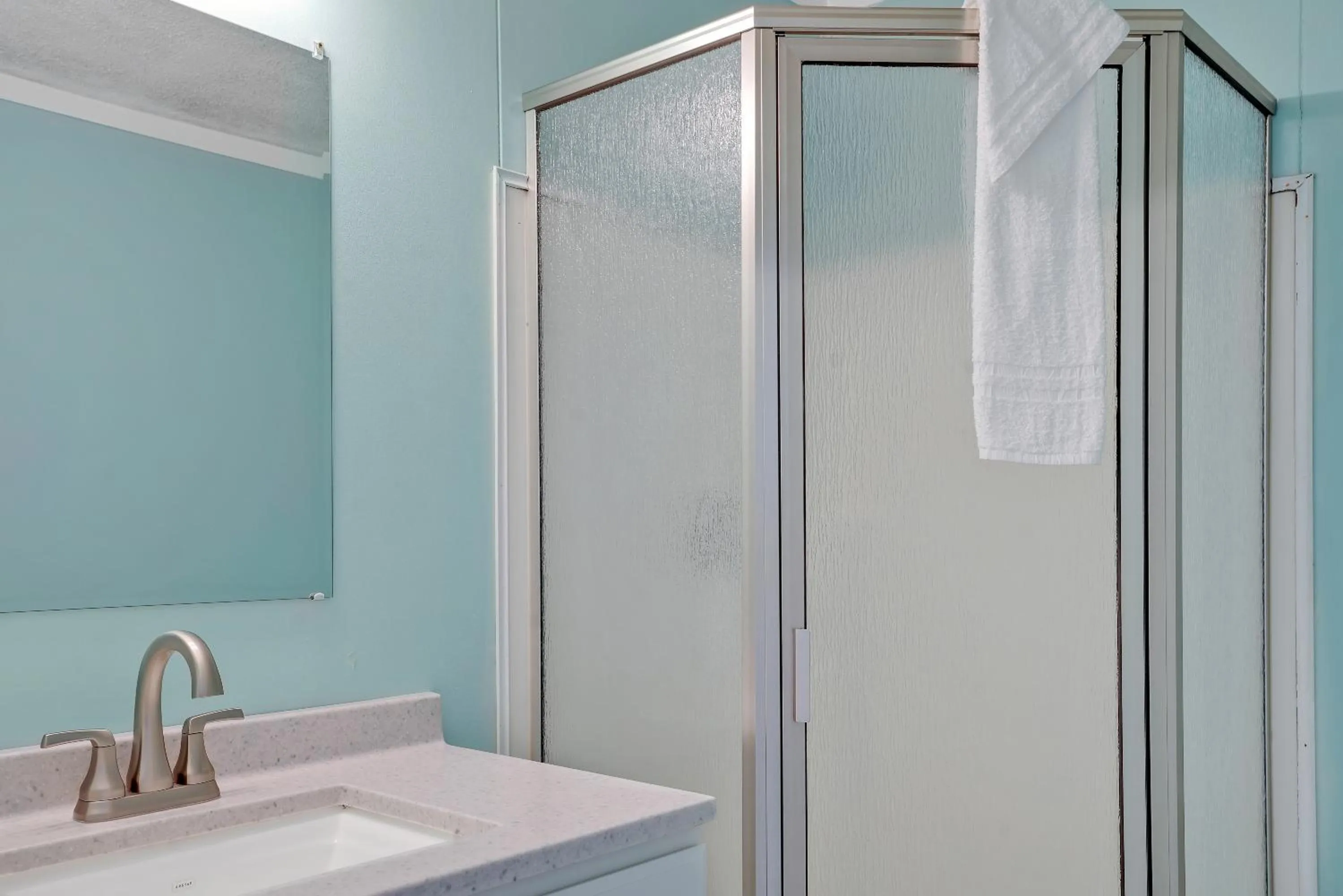 Bathroom in Admiral's Quarters