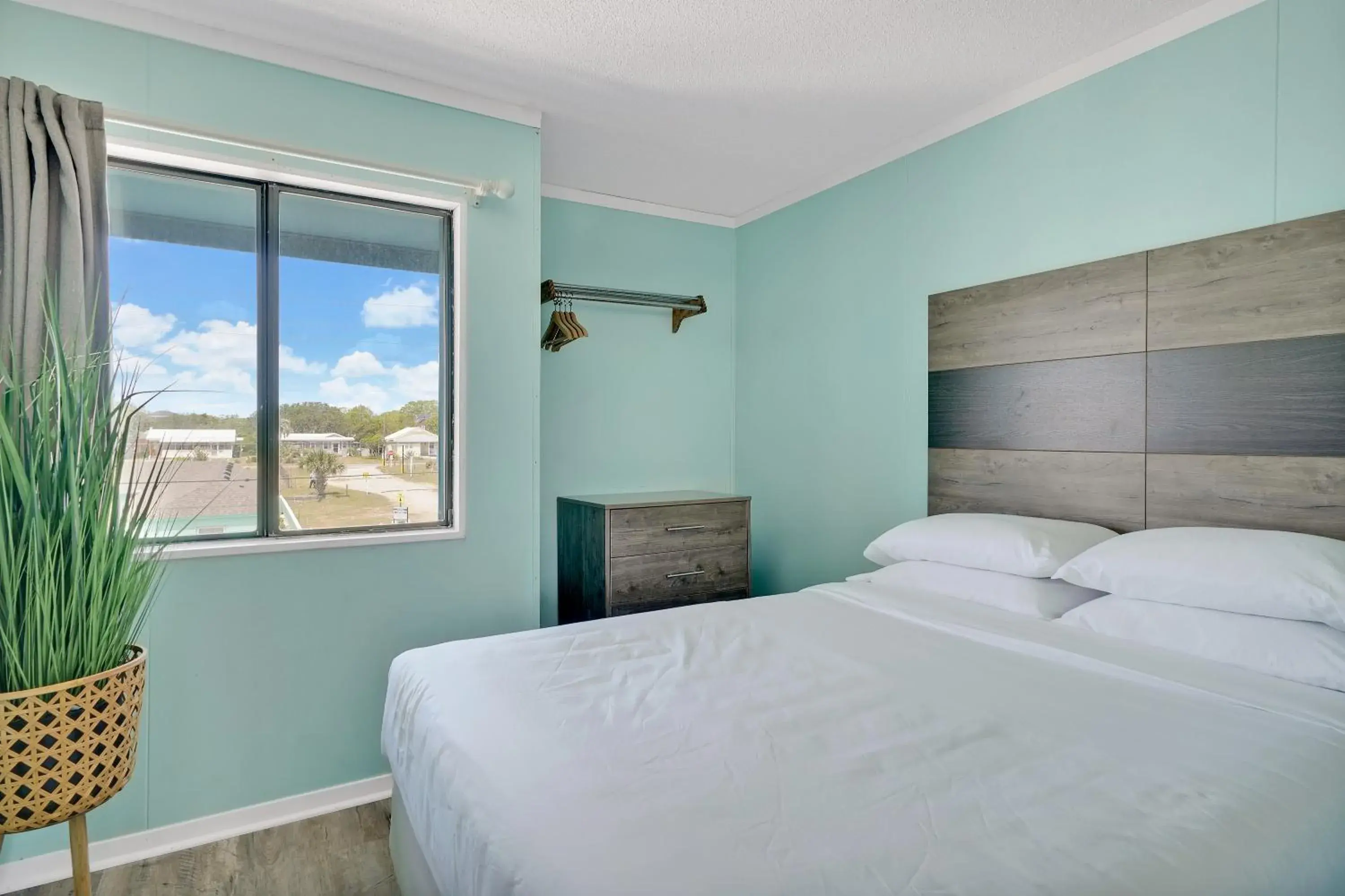 Queen Suite with Sea View in Admiral's Quarters Queen Suite with Sea View in Admiral's Quarters