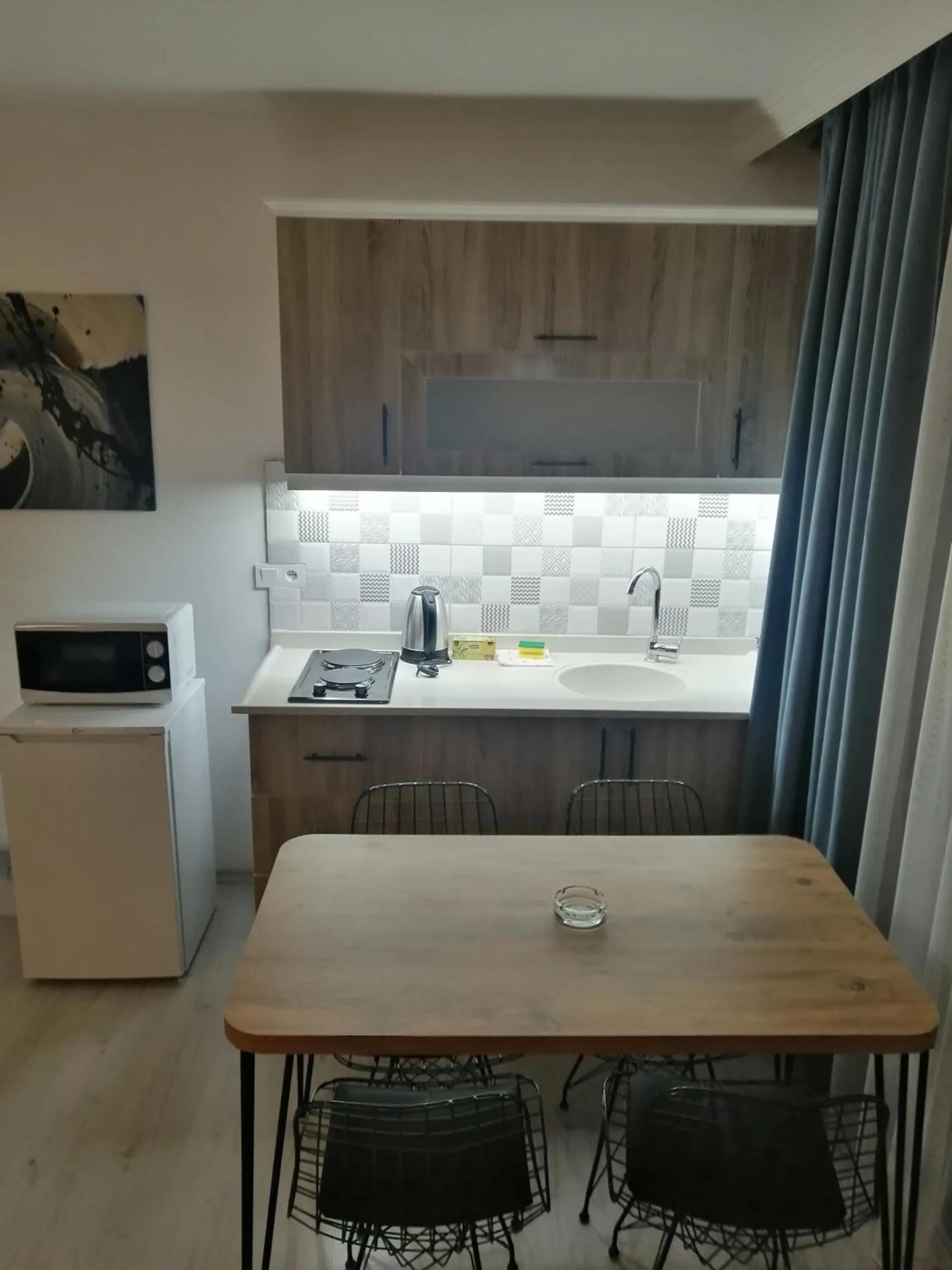 Kitchen or kitchenette in UPART FLATS
