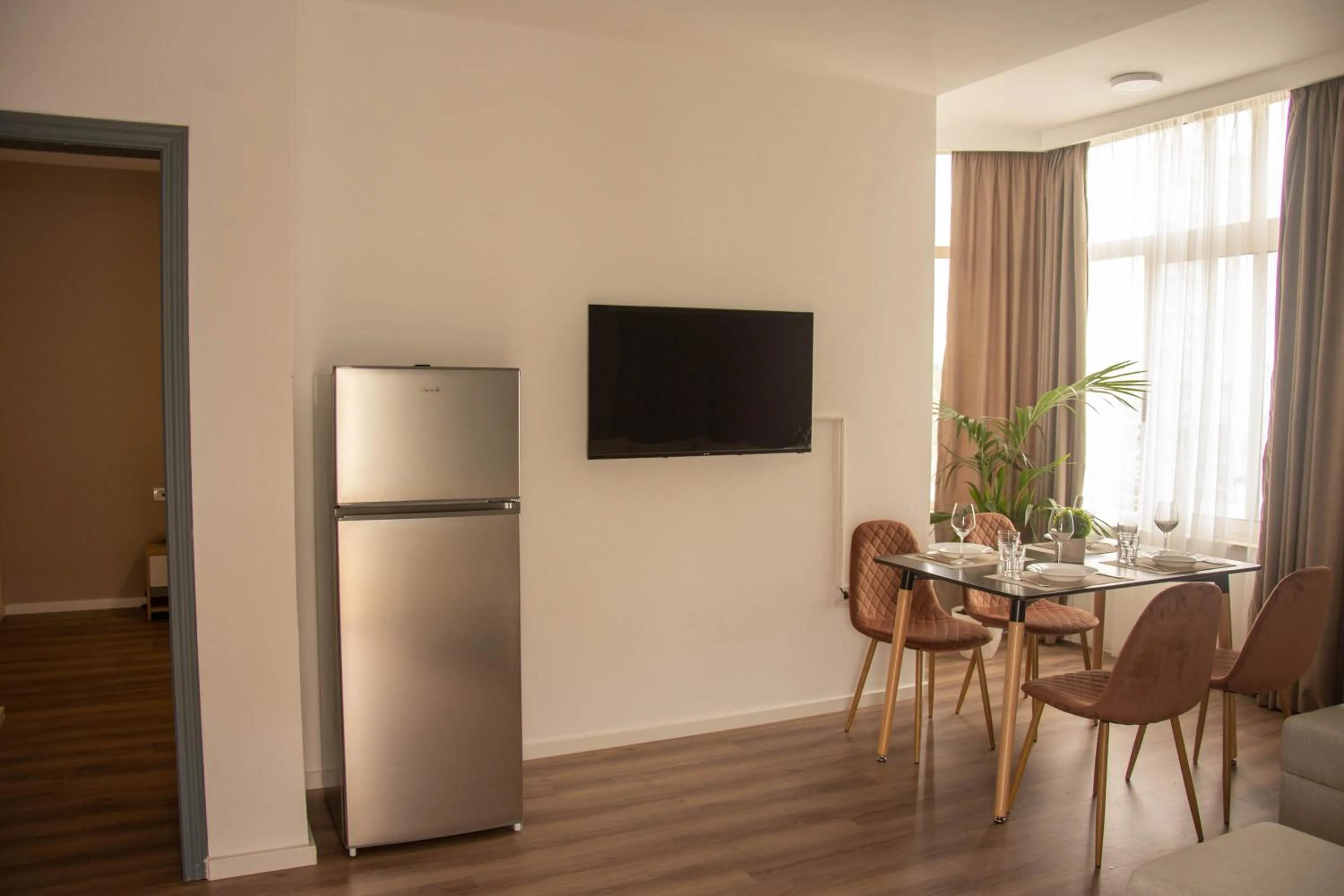 Communal lounge/ TV room in Wave Beachfront Apartments