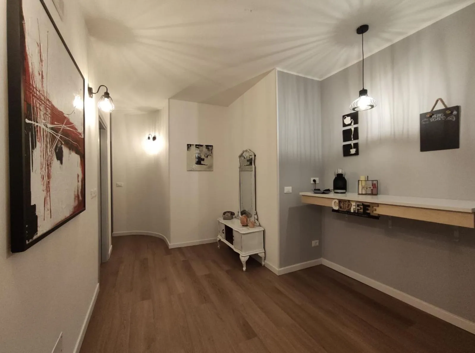 Lobby or reception, Bathroom in Loremi Rooms